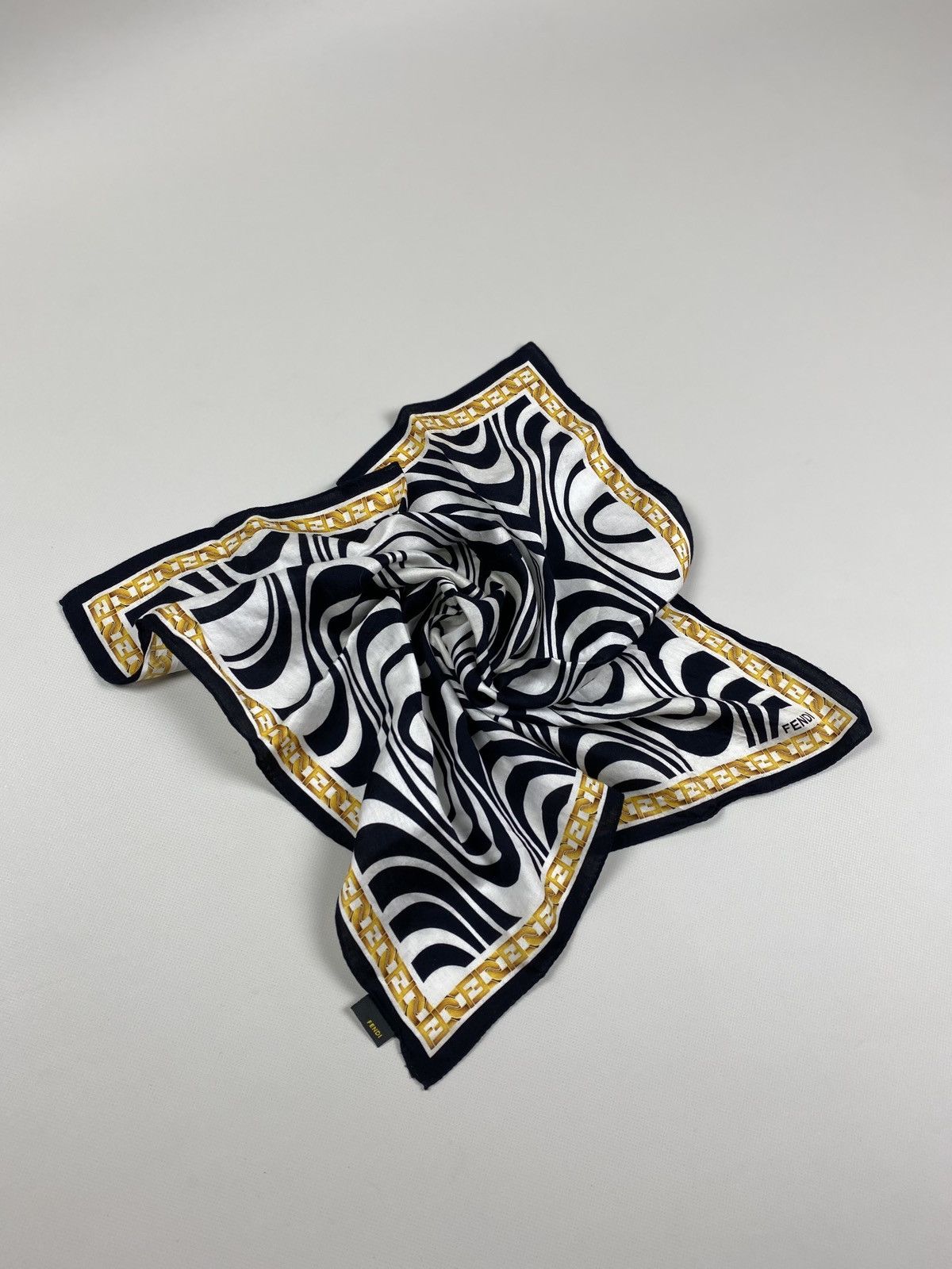 Fendi Fendi FF handkerchief monogram scarf Size ONE SIZE - 1 Thumbnail