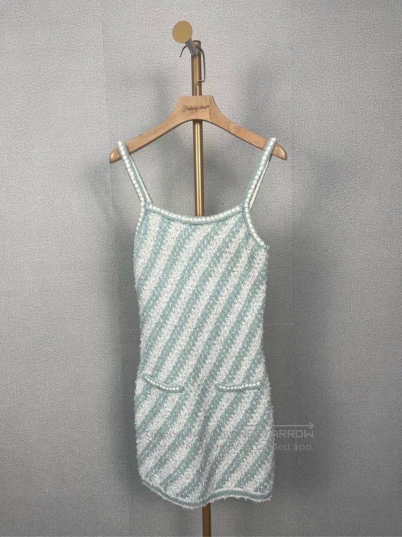 Chanel Chanel Mint green suspender skirt Size XXS / US 00 / IT 34 - 1 Thumbnail