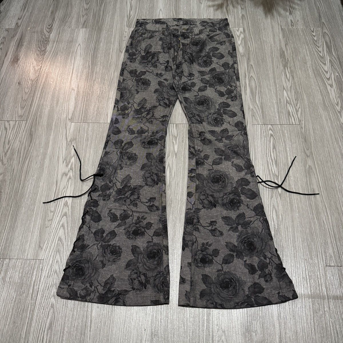 Tornado Mart Tornado Mart Laces Cut Bray Pants Size 28" / US 6 / IT 42 - 1 Thumbnail