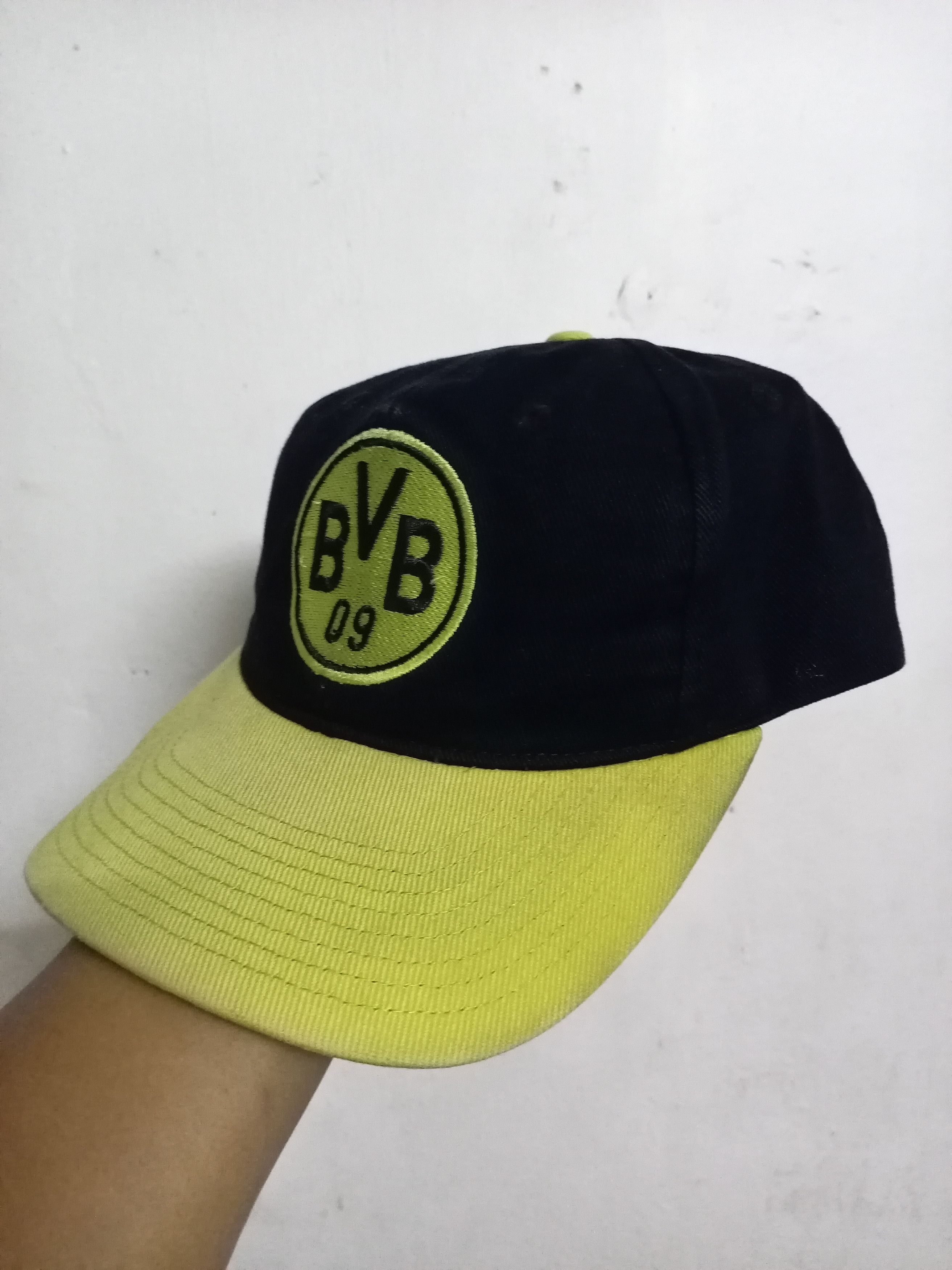 Nike × Vintage VINTAGE NIKE BORUSSIA DORTMUND HAT Size ONE SIZE - 2 Thumbnail