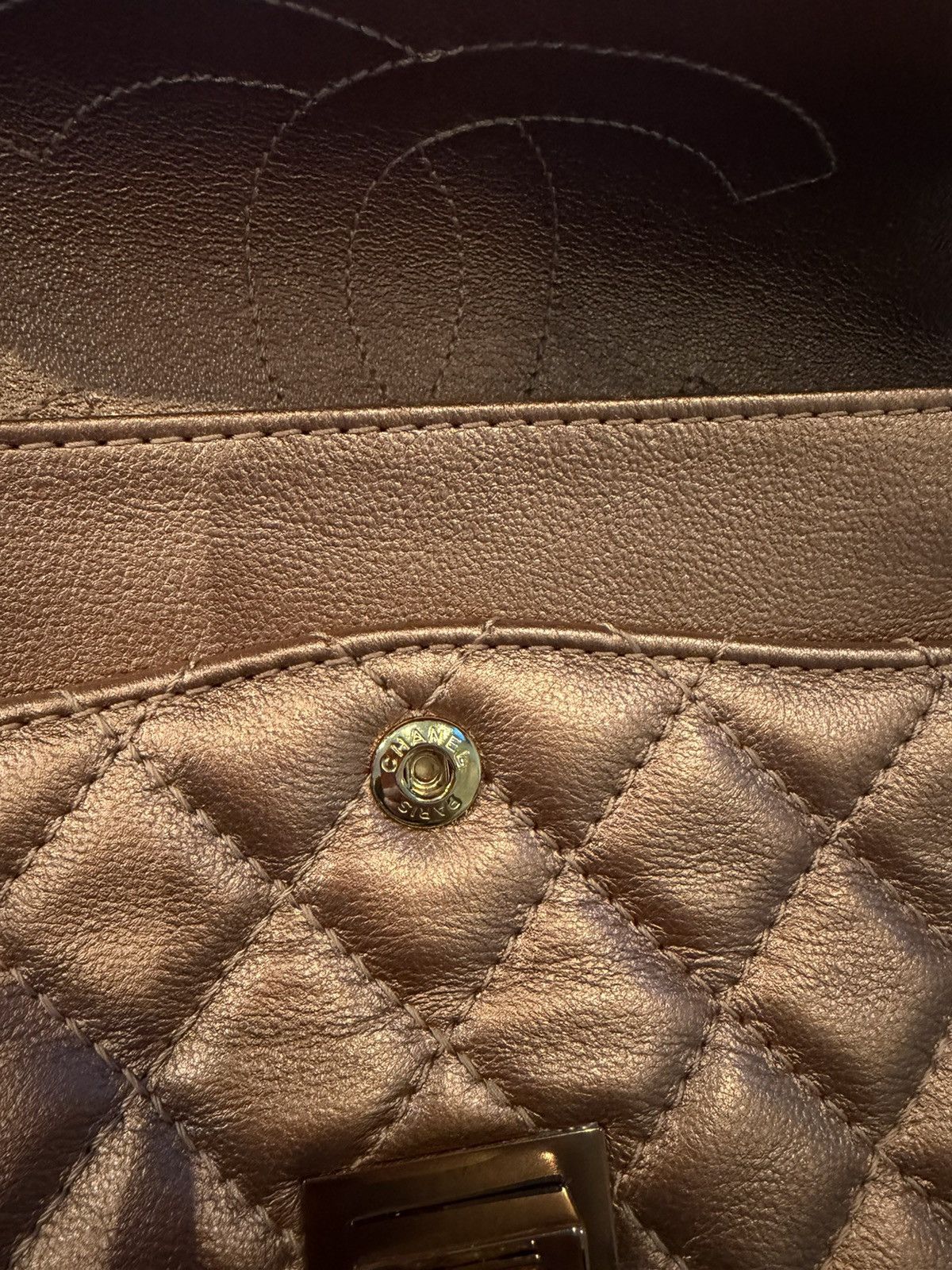 Chanel Chanel Reissue 2.55 Classic Double Flap Purse Bag Size ONE SIZE - 3 Thumbnail