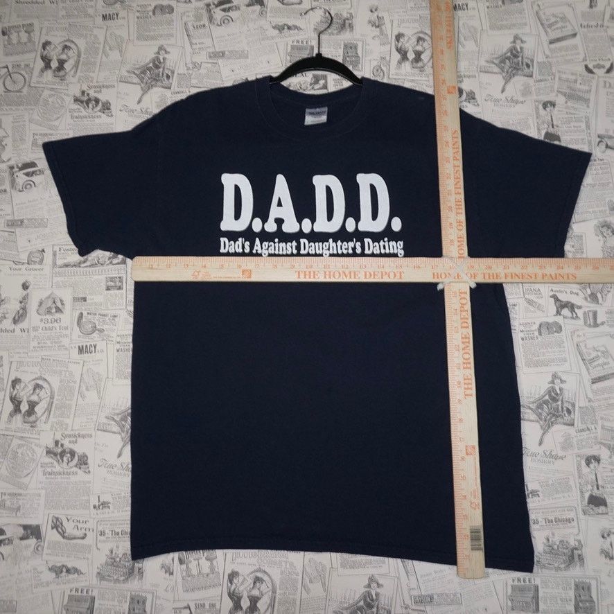 Gildan Large-Vintage Y2K D.A.D.D. Dads against daughters dating Tee Size US L / EU 52-54 / 3 - 4 Thumbnail