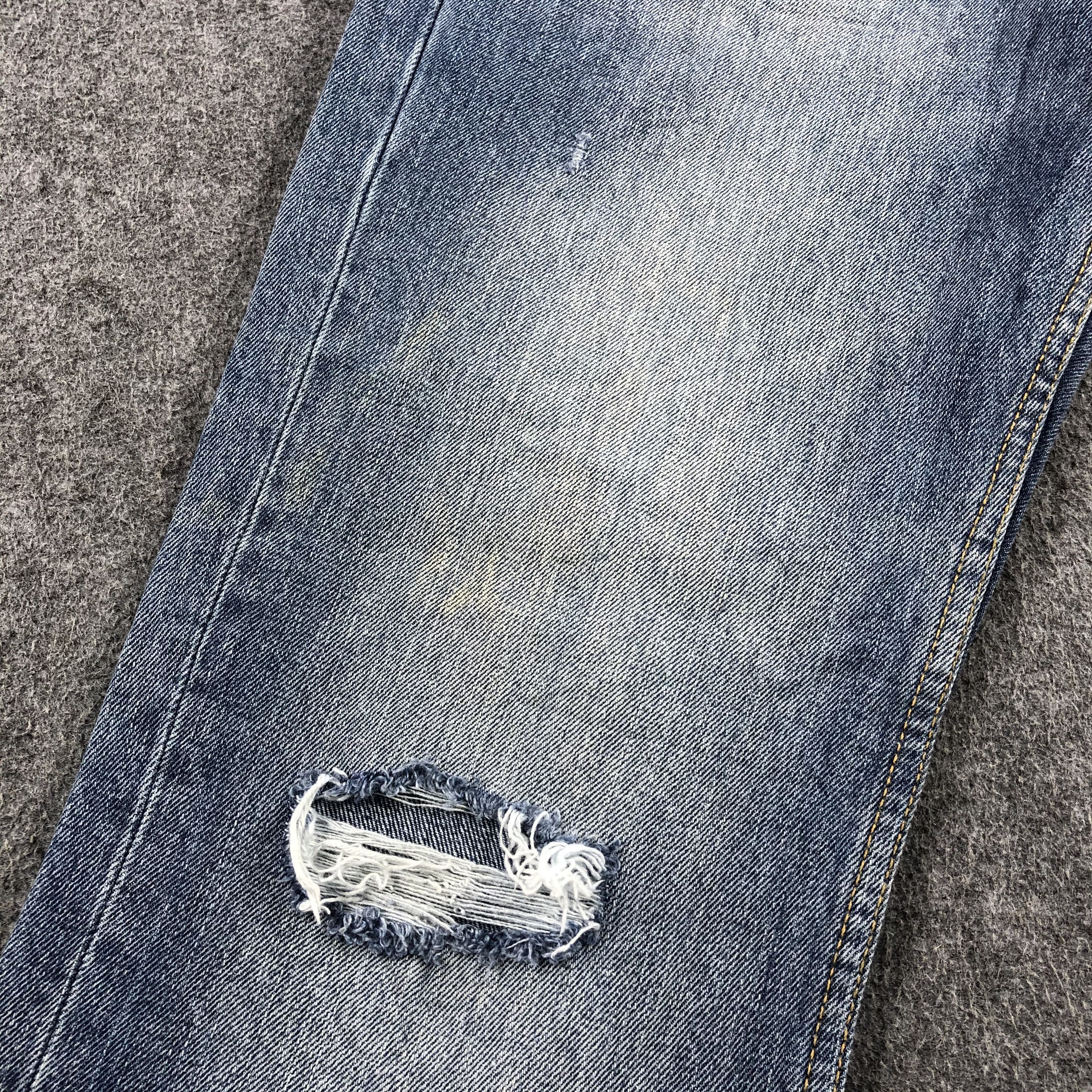 Levi's Vintage Blue Wash Levis 514 Jeans-J1980 Size US 35 - 12 Thumbnail