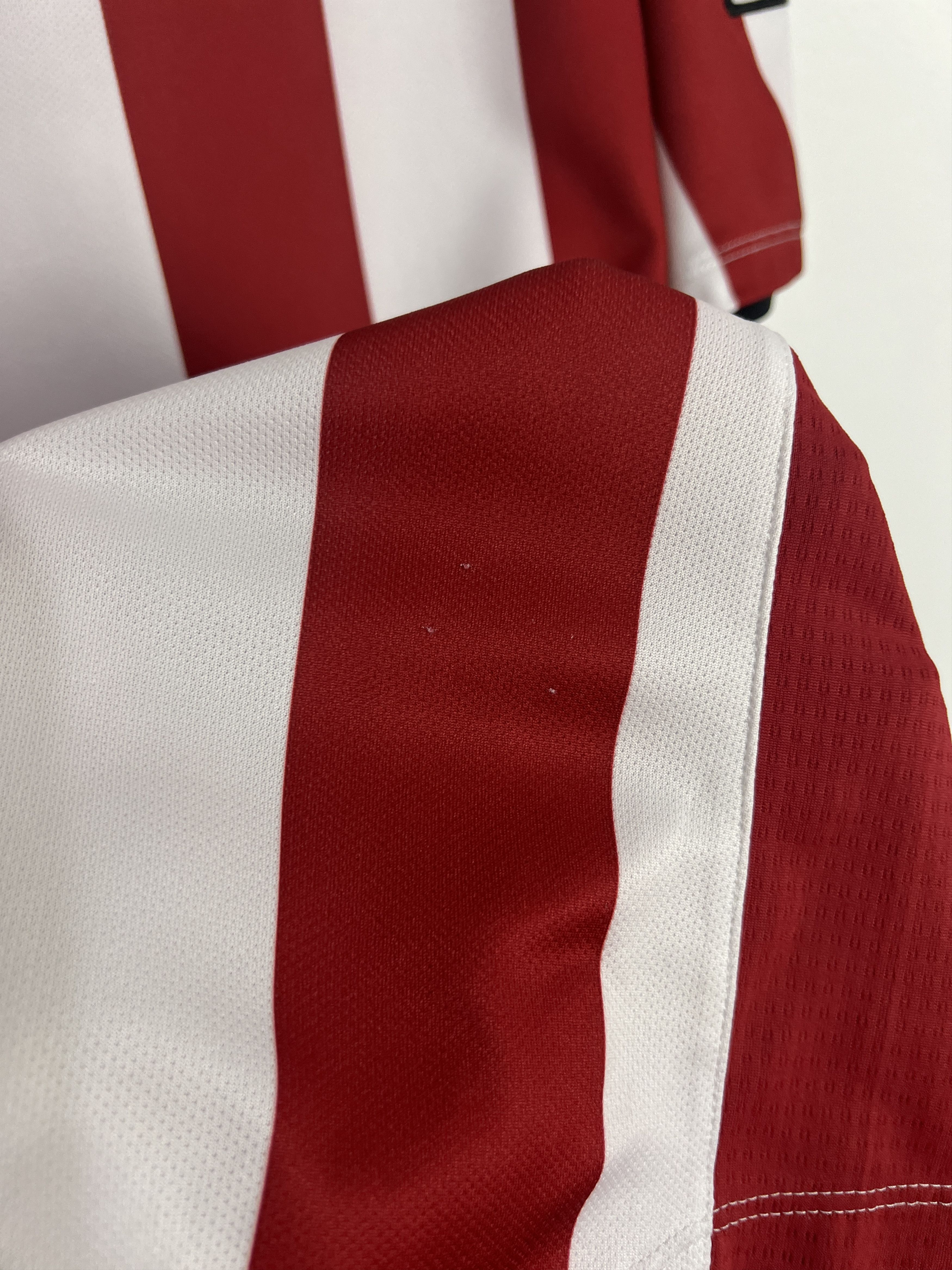 Umbro Athletic Bilbao Home football shirt Soccer Jersey Trikot Size US M / EU 48-50 / 2 - 11 Thumbnail
