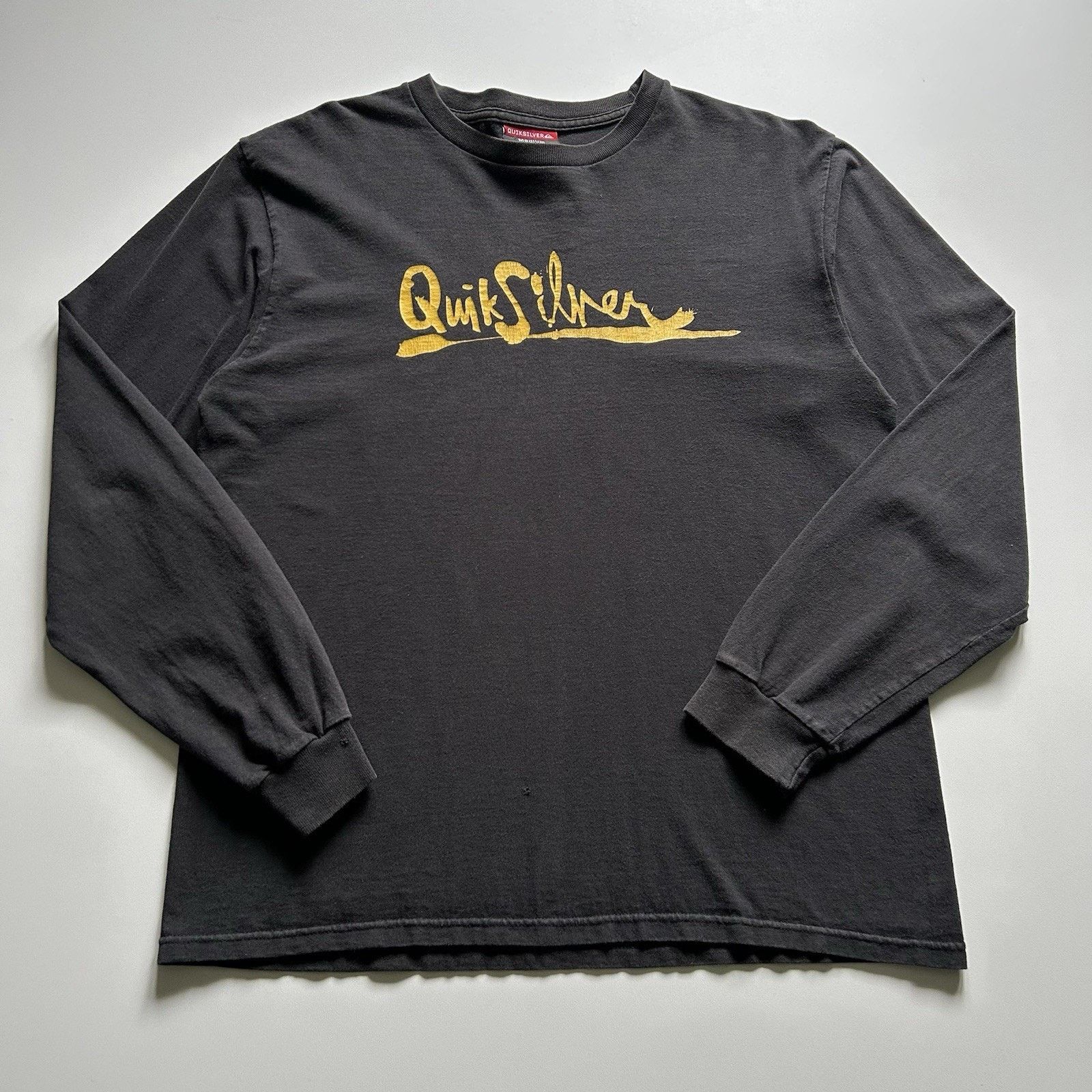 Quiksilver Vintage Y2K Quiksilver Long Sleeve T Shirt Medium Surf Skate Size US M / EU 48-50 / 2 - 1 Thumbnail