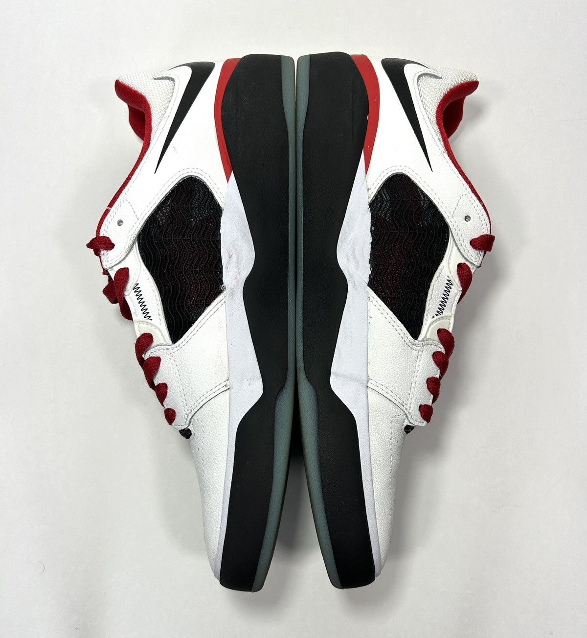 Nike Nike SB Ishod Wair Premium ‘Chicago’ Shoes Size: 11 M Size US 11 / EU 44 - 3 Thumbnail
