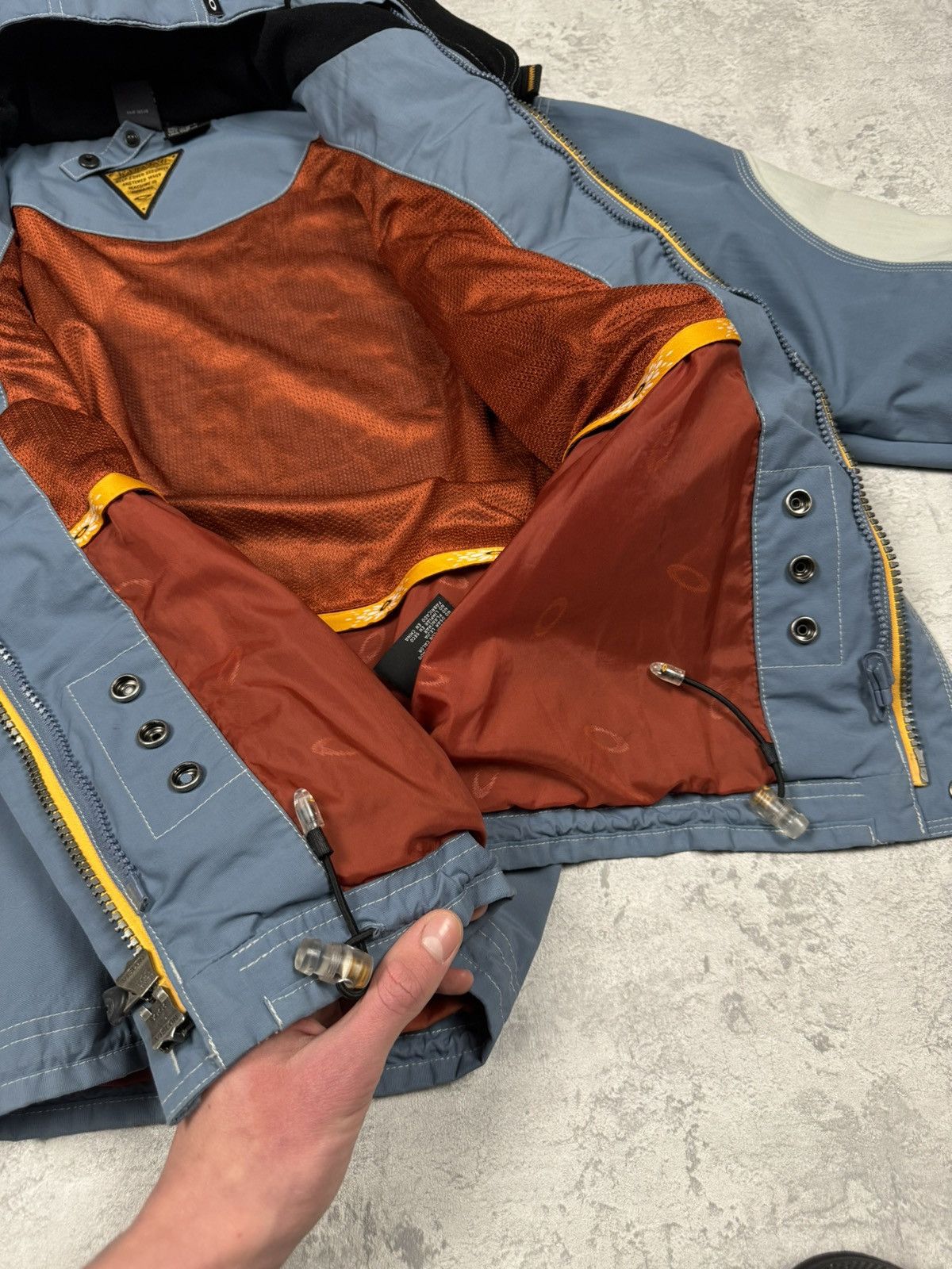 Vintage Vintage Men's Oakley Software Ski Jacket Snow Sports Size S Size US S / EU 44-46 / 1 - 12 Thumbnail
