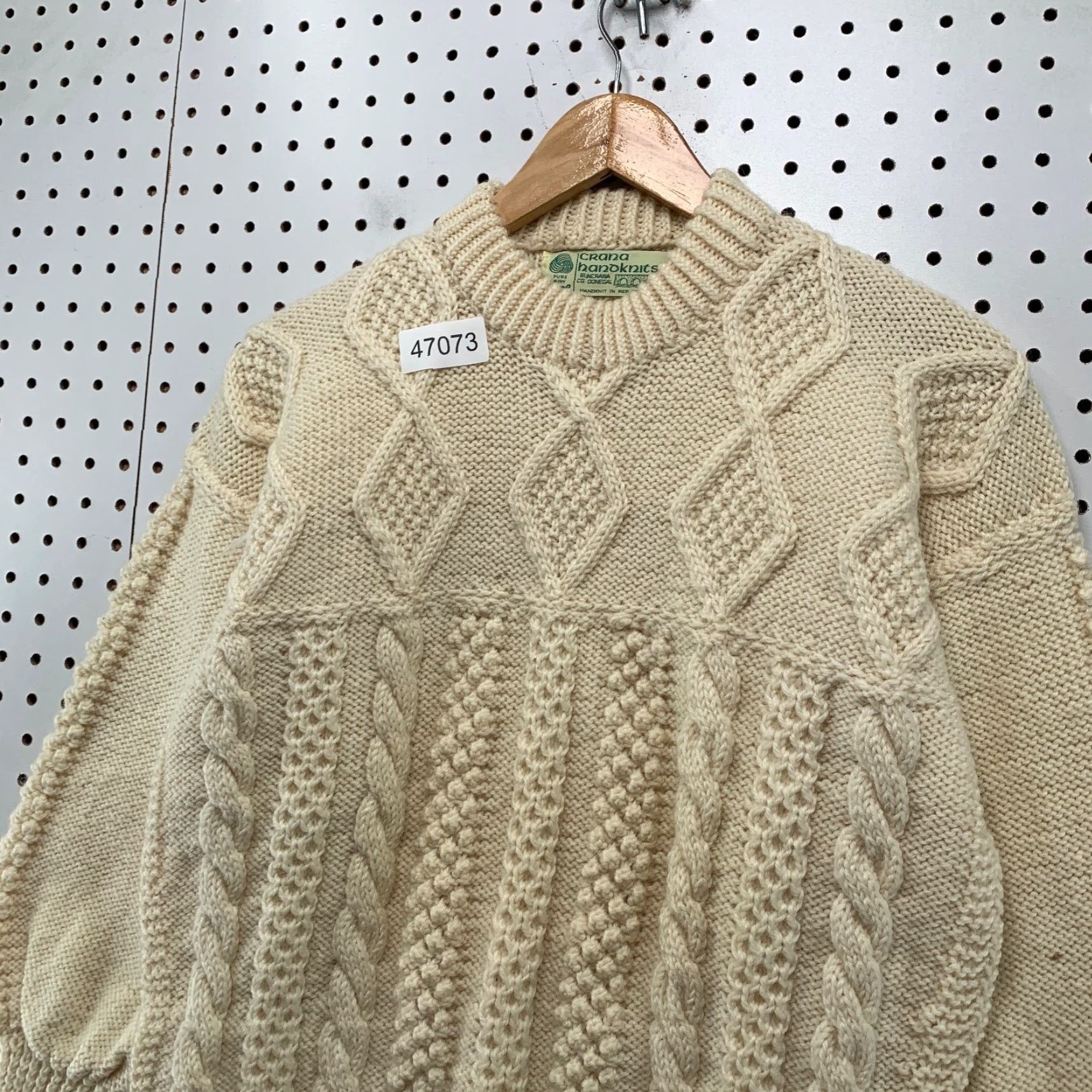 Vintage VINTAGE Crana Handknits Wool Sweater Womens M Beige Cable Chunky Knit Ireland Pullover Winter Casual Womens Size M / US 6-8 / IT 42-44 - 7 Thumbnail
