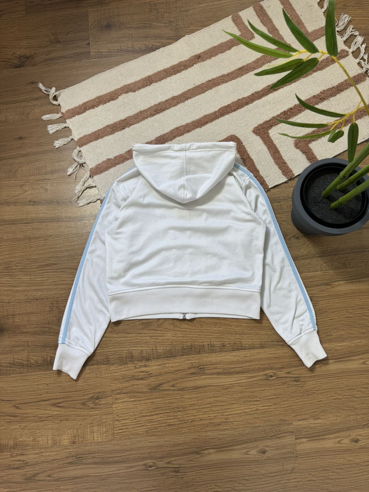 Adidas VINTAGE ADIDAS CUTE CROPPED ZIP HOODIE Size M / US 6-8 / IT 42-44 - 5 Thumbnail