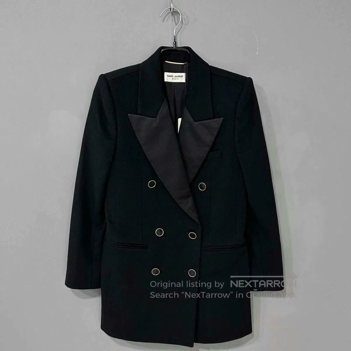 Saint Laurent Paris Limited Edition Black Smoking Blazer Saint Laurent. Size XXS / US 00 / IT 34 - 1 Thumbnail