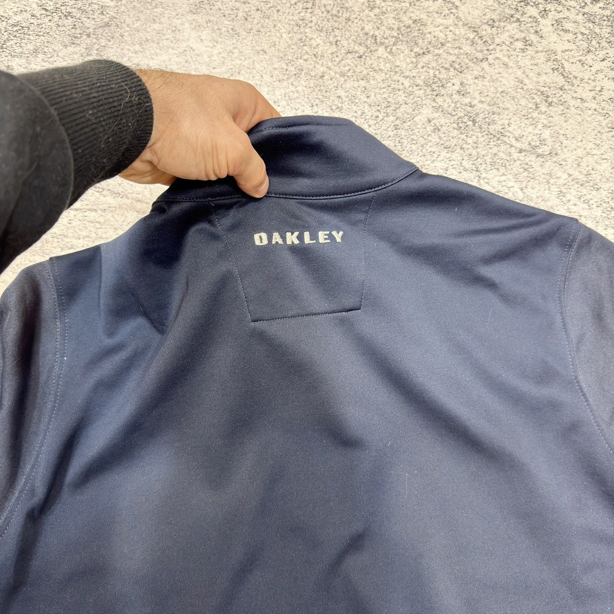 Oakley Oakley Mens Navy 1/3zip Pullover L size Size US L / EU 52-54 / 3 - 6 Thumbnail