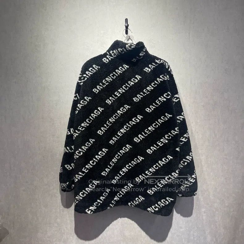 Balenciaga Balenciaga Barrage Full Print Teddy Fleece Jacket Size XS / US 0-2 / IT 36-38 - 2 Thumbnail