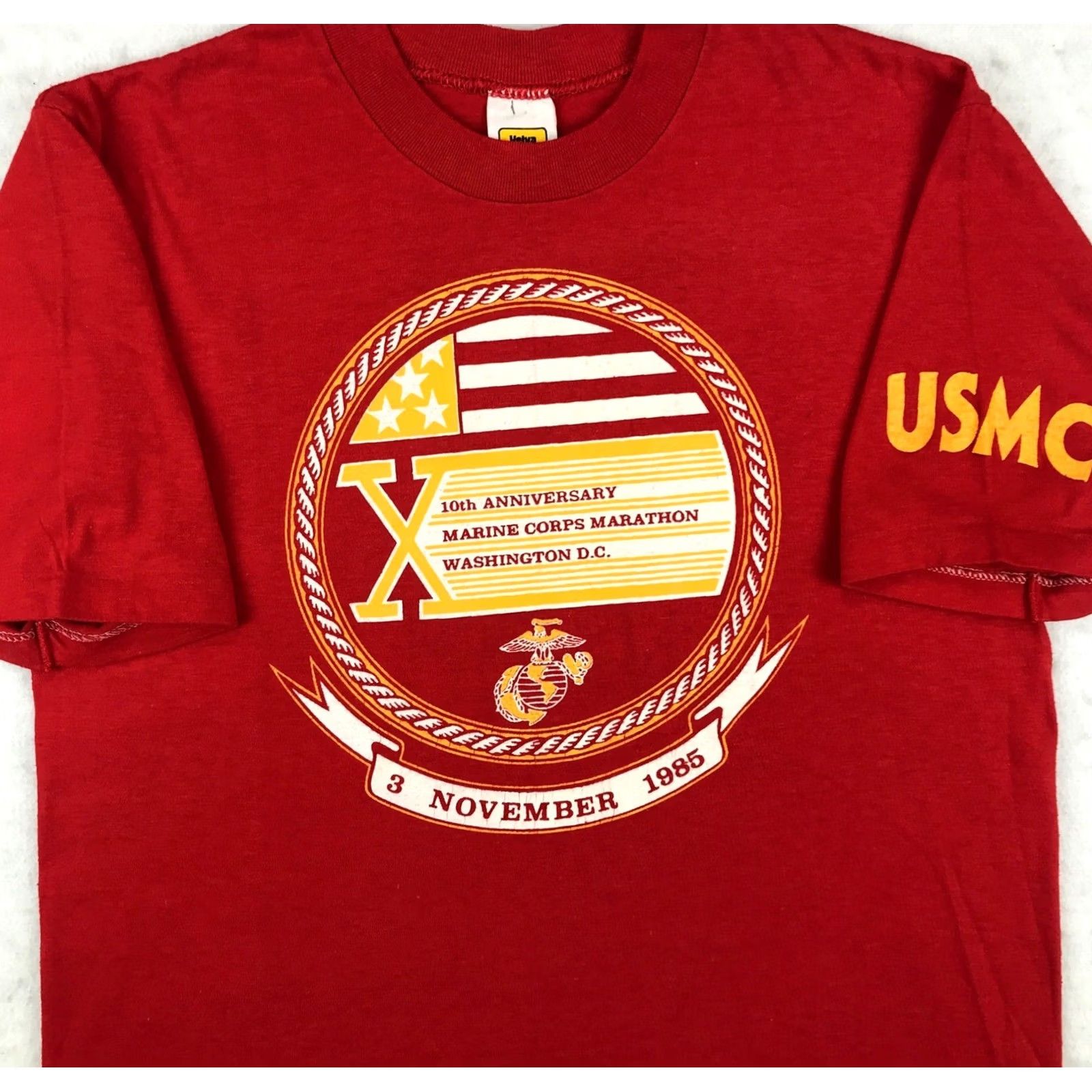 Velva Sheen vtg 1985 USMC UNITED STATES MARINE CORPS MARATHON T-Shirt XS single stitch Men Red 80s 90s USA Patriotic Marine T-Shirt Mens XS Red USMC Marathon Size US XS / EU 42 / 0 - 6 Thumbnail
