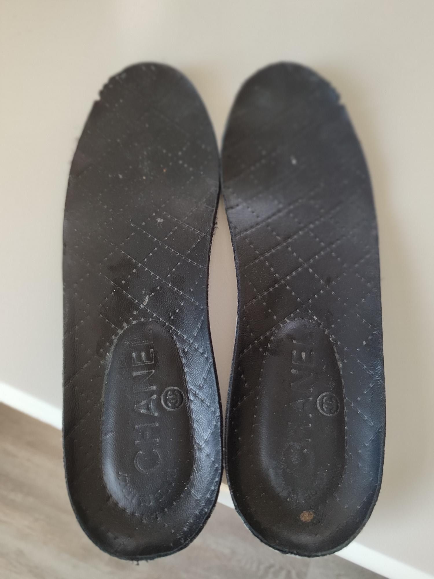Chanel BASKETS CHANEL VELVET G32719 Size US 7 / IT 37 - 11 Thumbnail