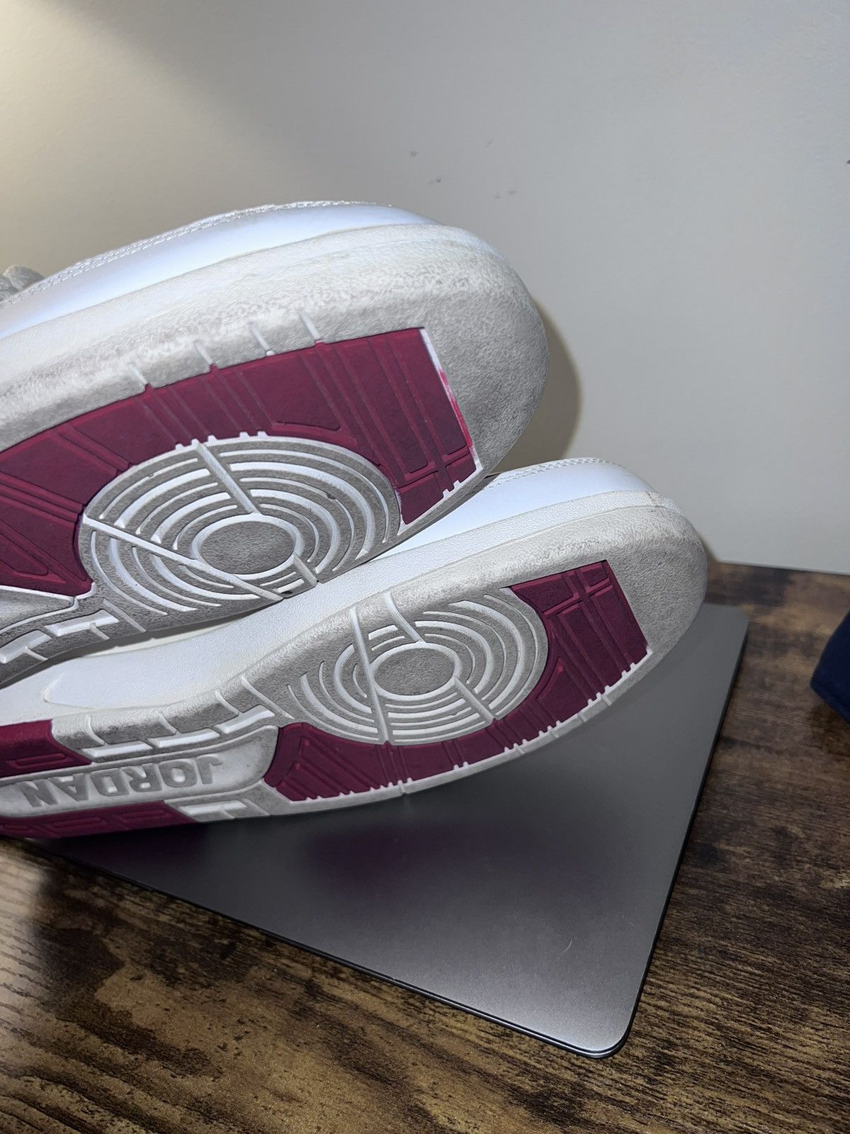 Jordan Brand Jordan 2 Chicago low Size US 10.5 / EU 43-44 - 9 Thumbnail