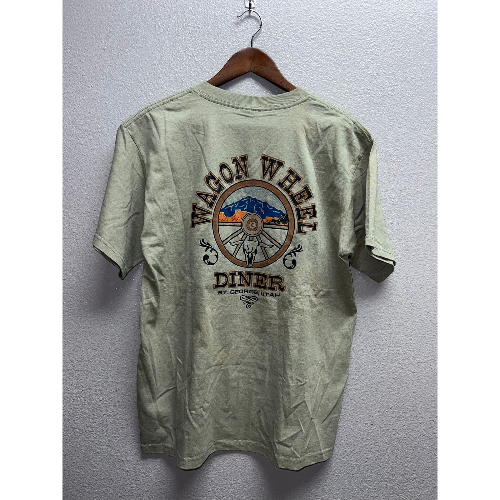 Anvil Vintage Wagon Wheel Diner Shirt St George Utah Stain Stained Size US M / EU 48-50 / 2 - 8 Thumbnail