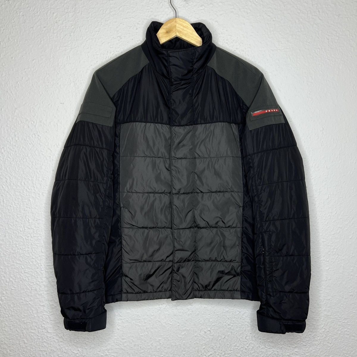Prada Prada Puffer Light Jacket Sleeve Logo Black Grey Nylon Size US M / EU 48-50 / 2 - 1 Thumbnail