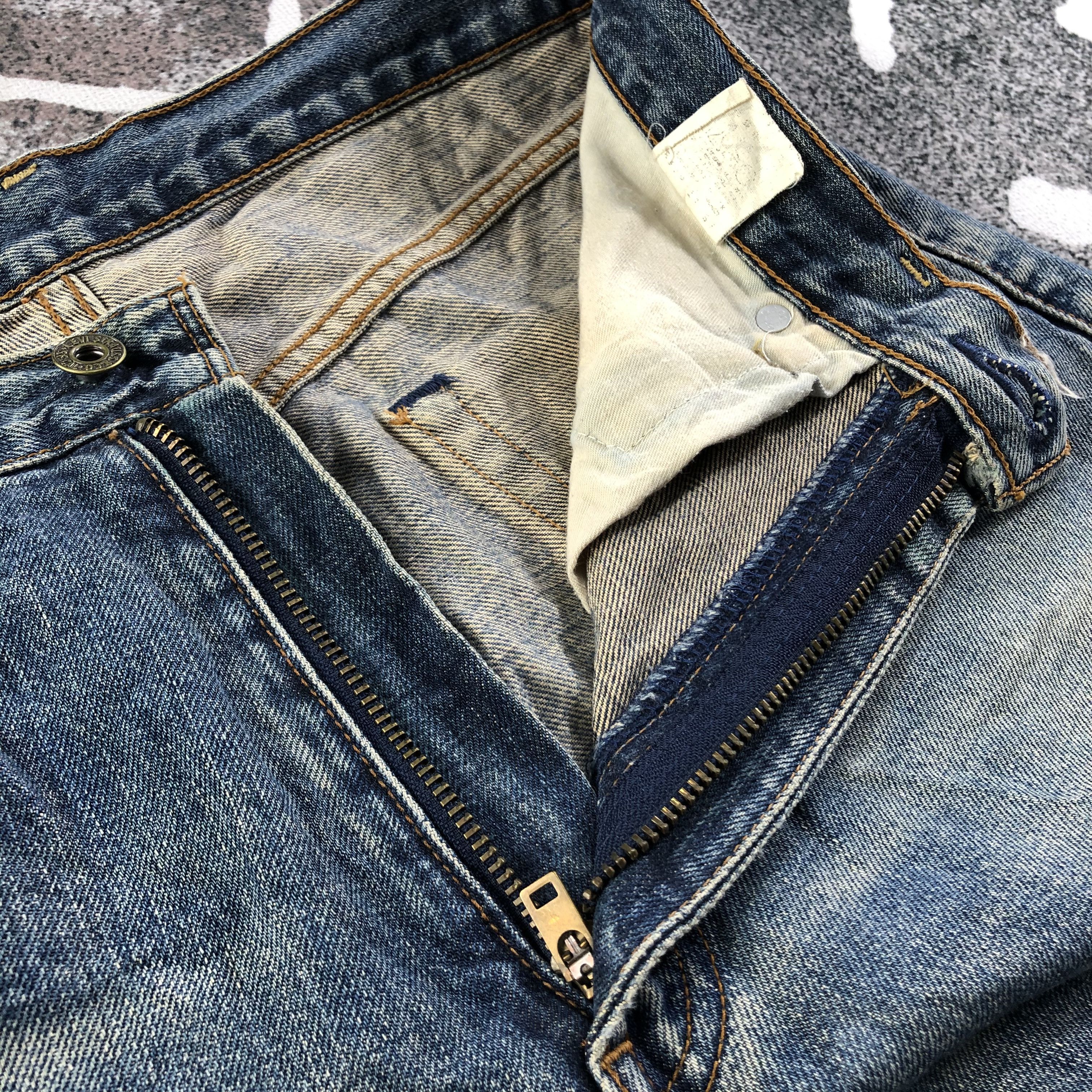 Levi's Vintage Levis 504 Jeans Rusty Distress Denim KJ1474 Size US 32 / EU 48 - 10 Thumbnail