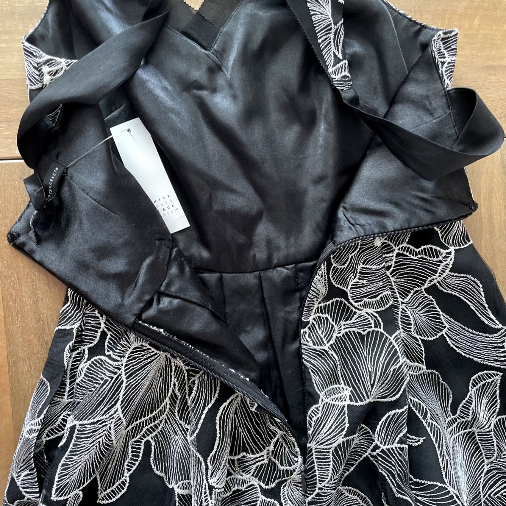 White House Black Market VINTAGE WHBM White House Black Market Shift Dress Floral Embroidered Pockets Lined 00P Size XXS / US 00 / IT 34 - 7 Thumbnail