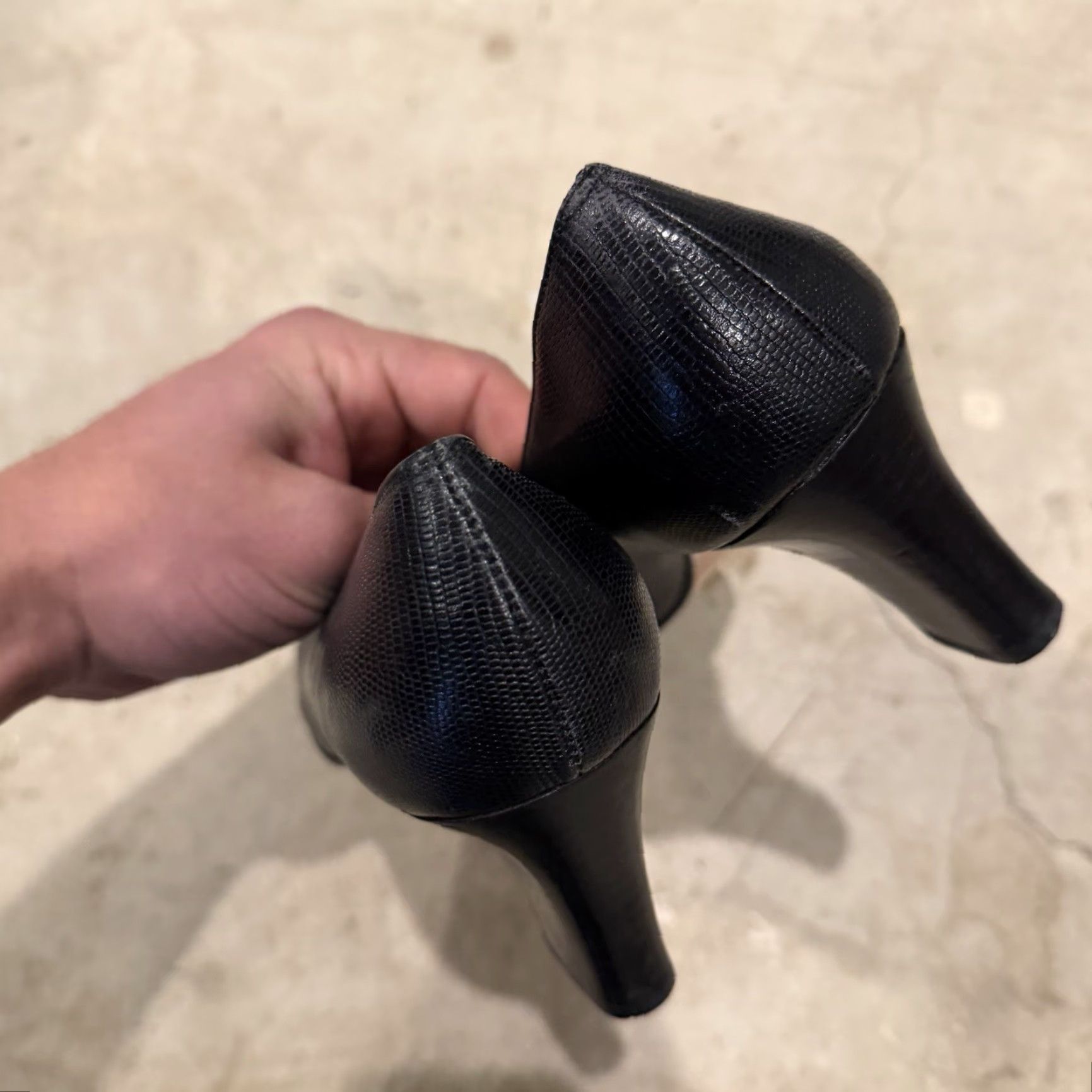 Salvatore Ferragamo VINTAGE Salvatore Ferragamo Womens Black Pumps Heels - Size 9 AAA Leather Round Toe Med Heel Womens Size US 9 / IT 39 - 5 Thumbnail
