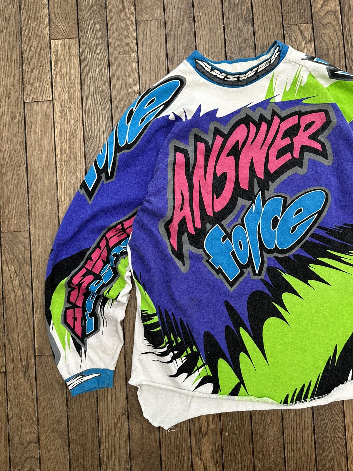 Vintage AMAZING RARE Vintage 90s " Answer Force " Neon Long Sleeve Size US L / EU 52-54 / 3 - 2 Thumbnail