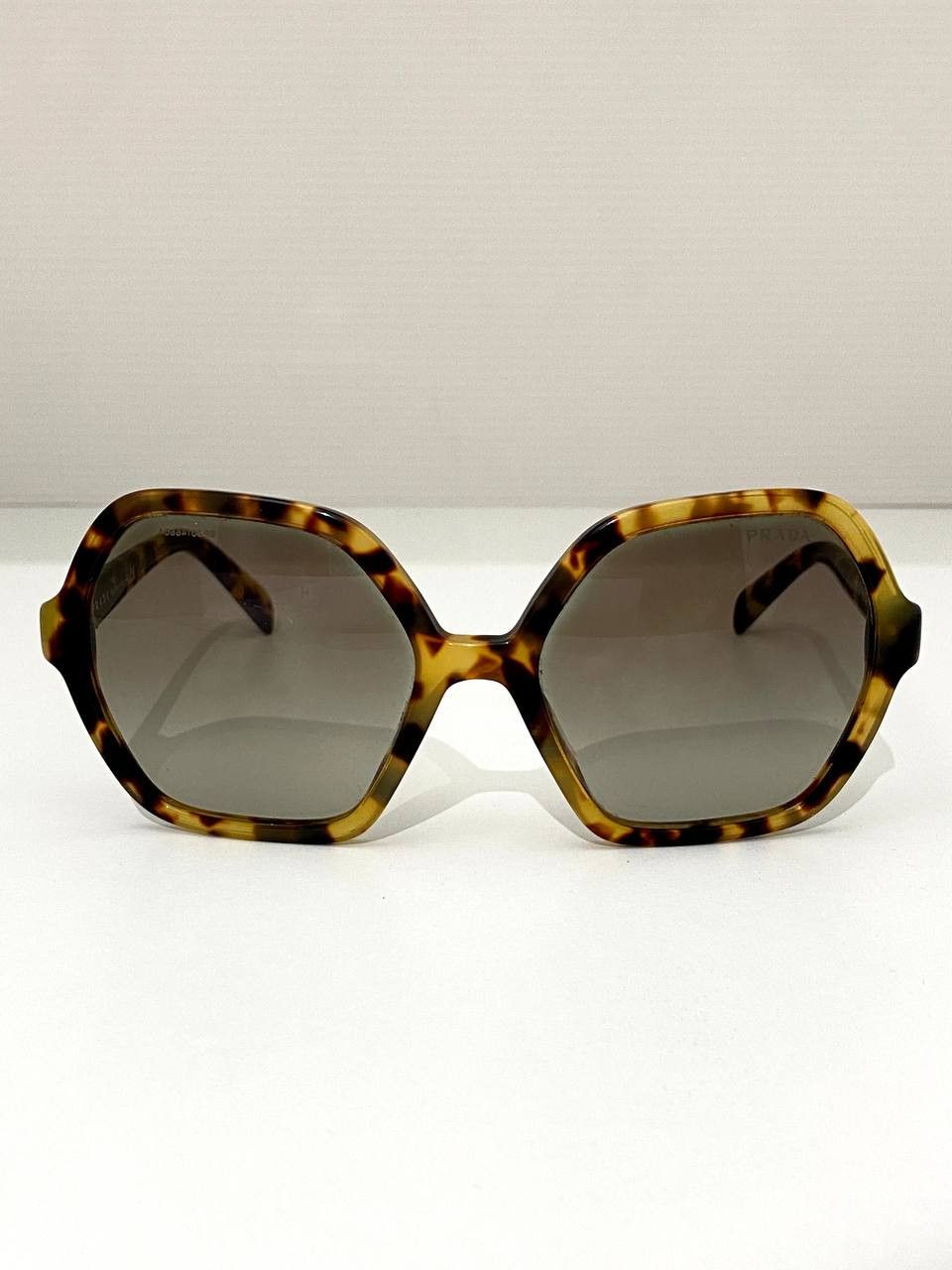Prada Prada Logo Hexagon Havana Oversize Sunglasses Vintage Y2K Size ONE SIZE - 9 Thumbnail