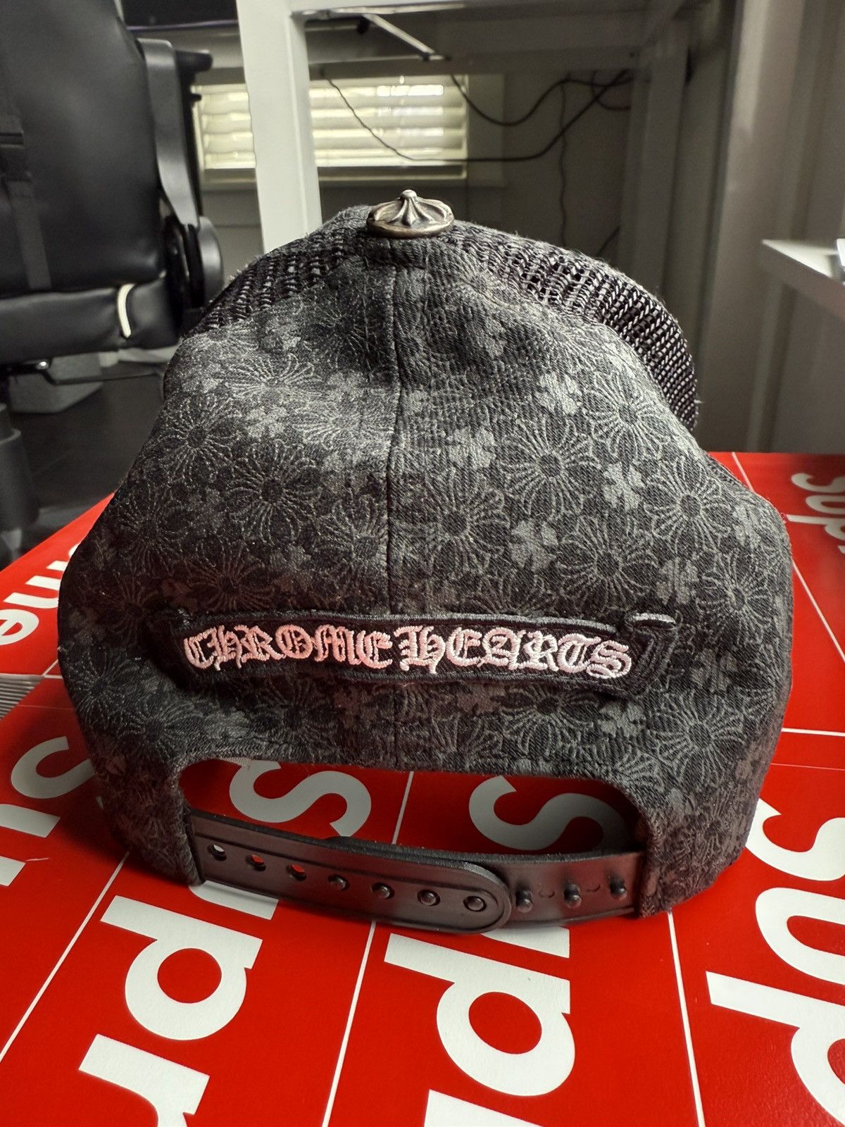 Chrome Hearts CHROME HEARTS CEMETERY CROSS TRUCKER HAT Size ONE SIZE - 2 Thumbnail