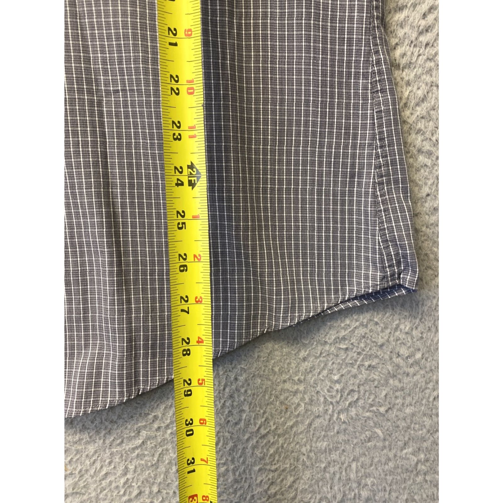 Arrow Arrow Dress Shirt Men’s XL Gray Long Sleeve Check Button-Up Casual, 17 32/33, Regular Fit, Classic Pattern, Office/Business, Arrow Size US XL / EU 56 / 4 - 7 Thumbnail
