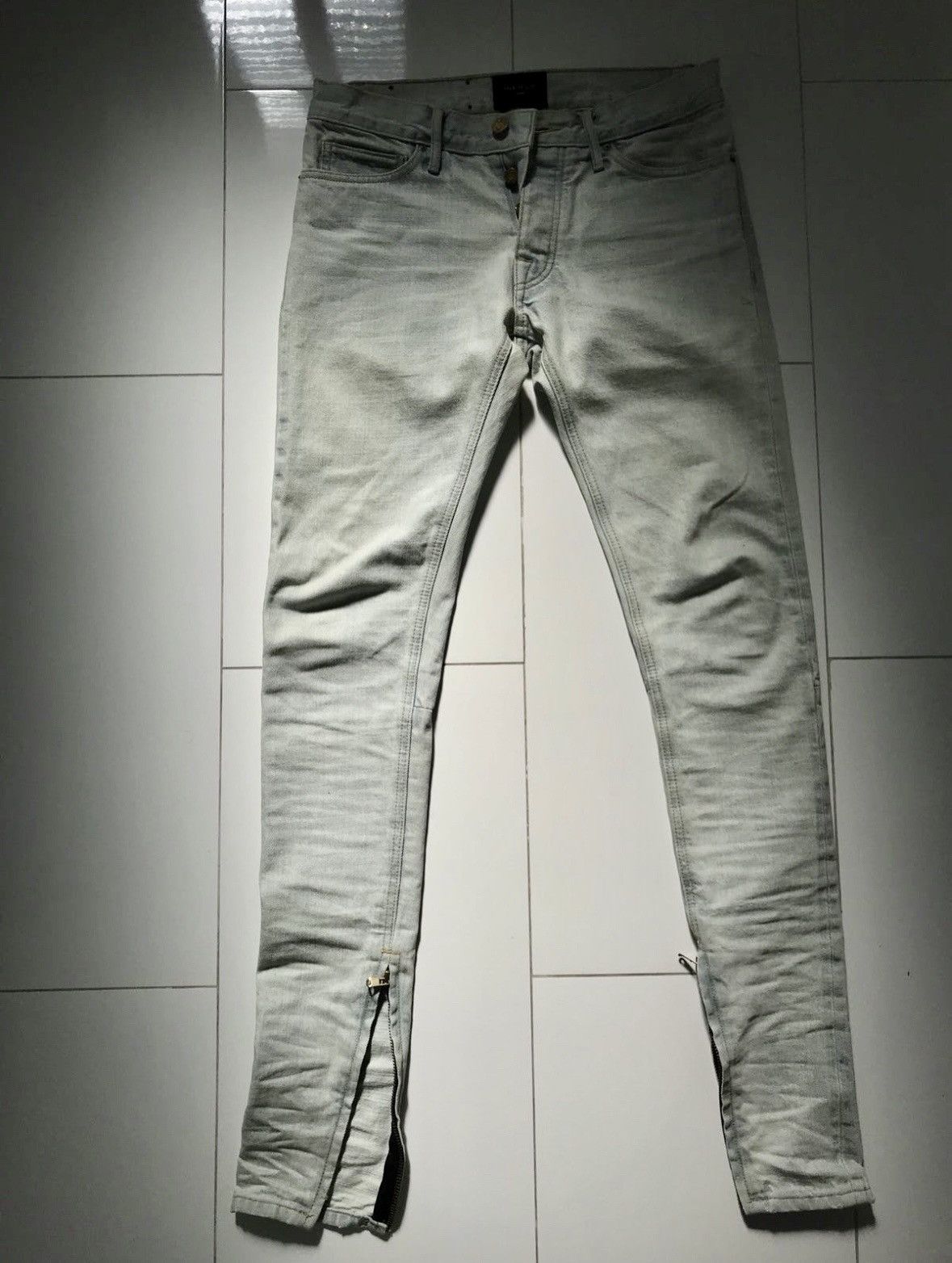 Fear of God Fear of God Light Blue Selvedge Denium Size US 30 / EU 46 - 9 Thumbnail