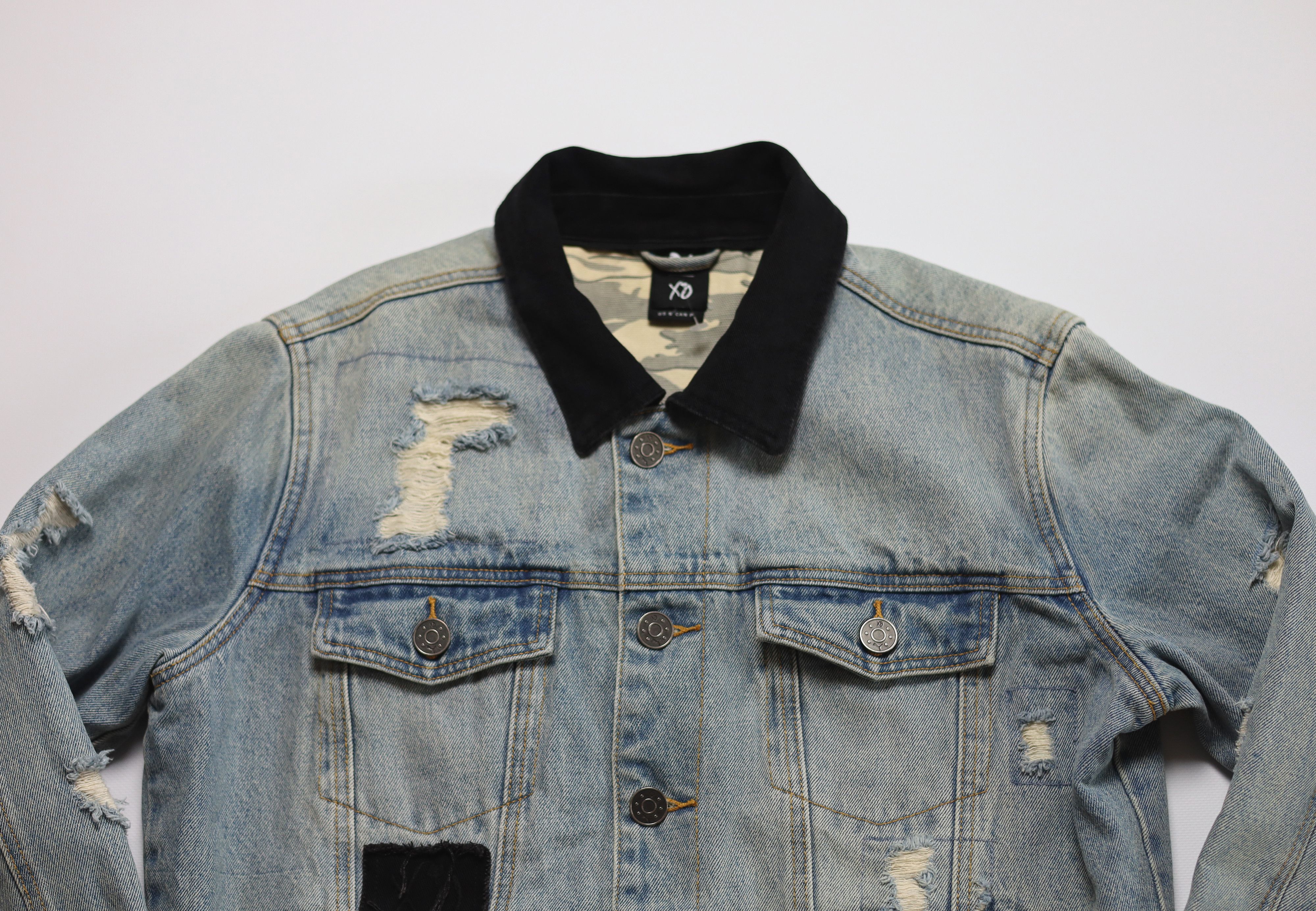 Puma × The Weeknd Puma x The Weeknd XO Disstressed Denim Jacket OVO Drake Size US S / EU 44-46 / 1 - 2 Thumbnail