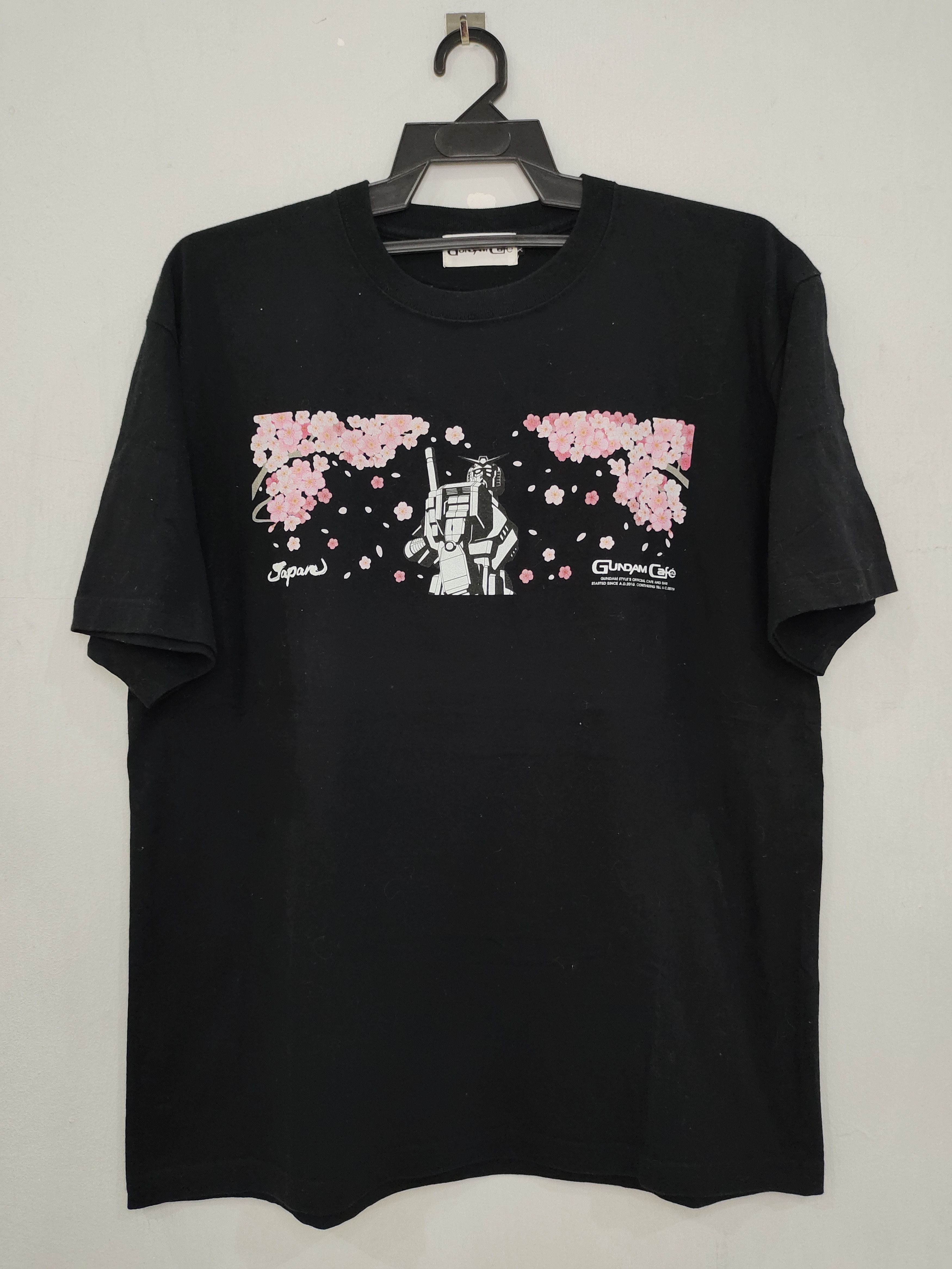 Anime × Japanese Brand × Vintage Vintage GUNDAM Anime Bandai Tee Size US XL / EU 56 / 4 - 1 Thumbnail