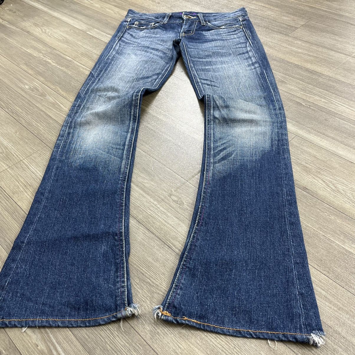 Japanese Brand 2000s Sly Japan Clawmark Distressed Punk Bootcut Flare Jeans Size US 26 / EU 42 - 3 Thumbnail