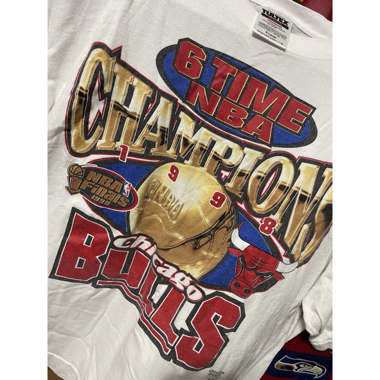 Tultex Size XL- VTG 1998 Chicago Bulls 6 Time NBA Champs Shirt Size US XL / EU 56 / 4 - 4 Thumbnail