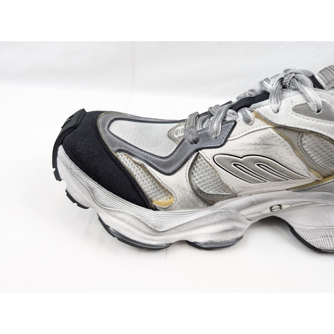 Balenciaga o1rshd1 Q:2 / Suede Mesh Cargo Sneakers in White/Grey Size US 11 / EU 44 - 4 Thumbnail