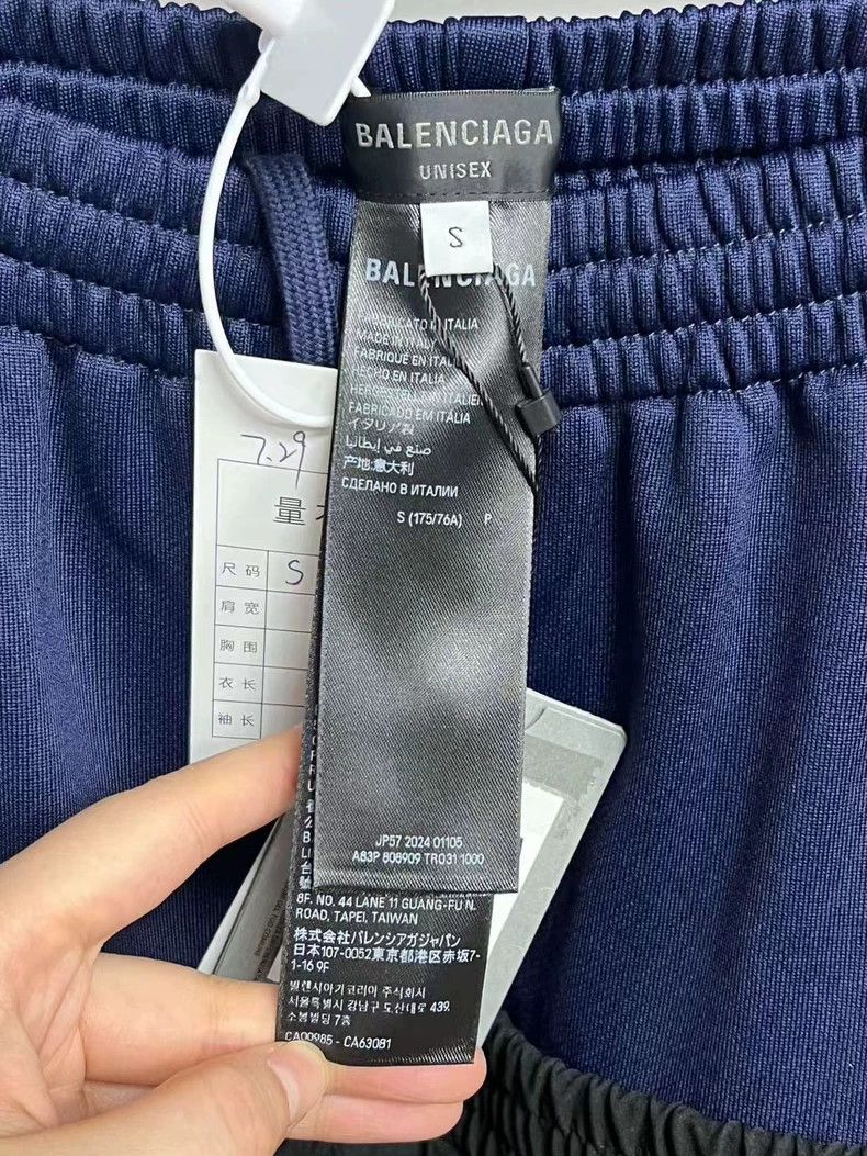 Balenciaga Balenciaga Black and blue paneled sweatpants Size US 26 / EU 42 - 6 Thumbnail