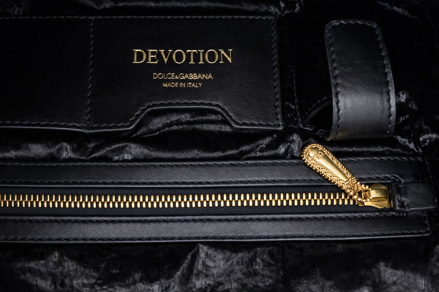 Dolce & Gabbana Dolce & Gabbana Devotion Quilted Shoulder Gold Chain Bag Size ONE SIZE - 9 Thumbnail