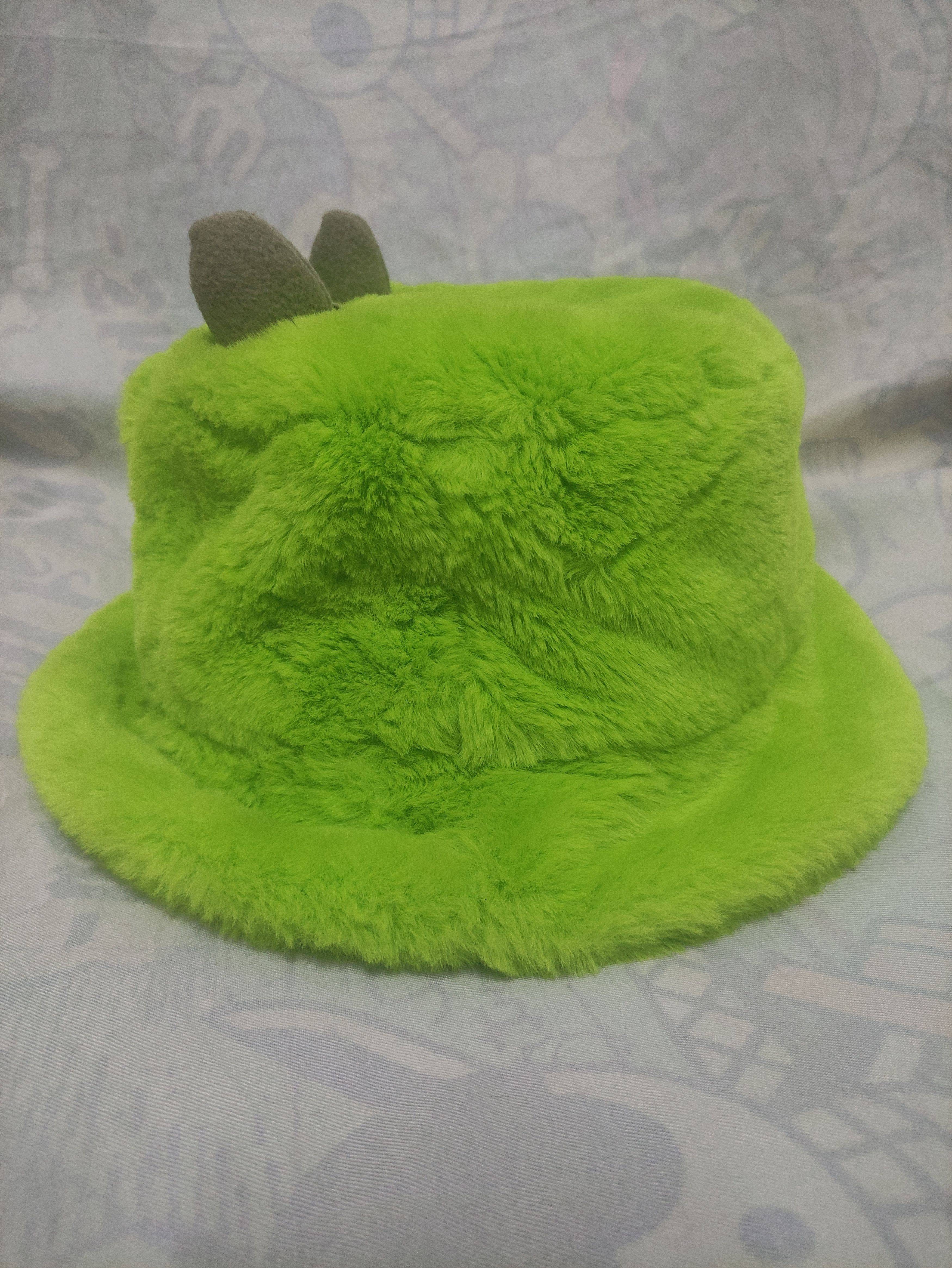 Disney MIKE WAZOWSKI MONSTER INC. FLUFFY BUCKET HAT Size ONE SIZE - 6 Thumbnail