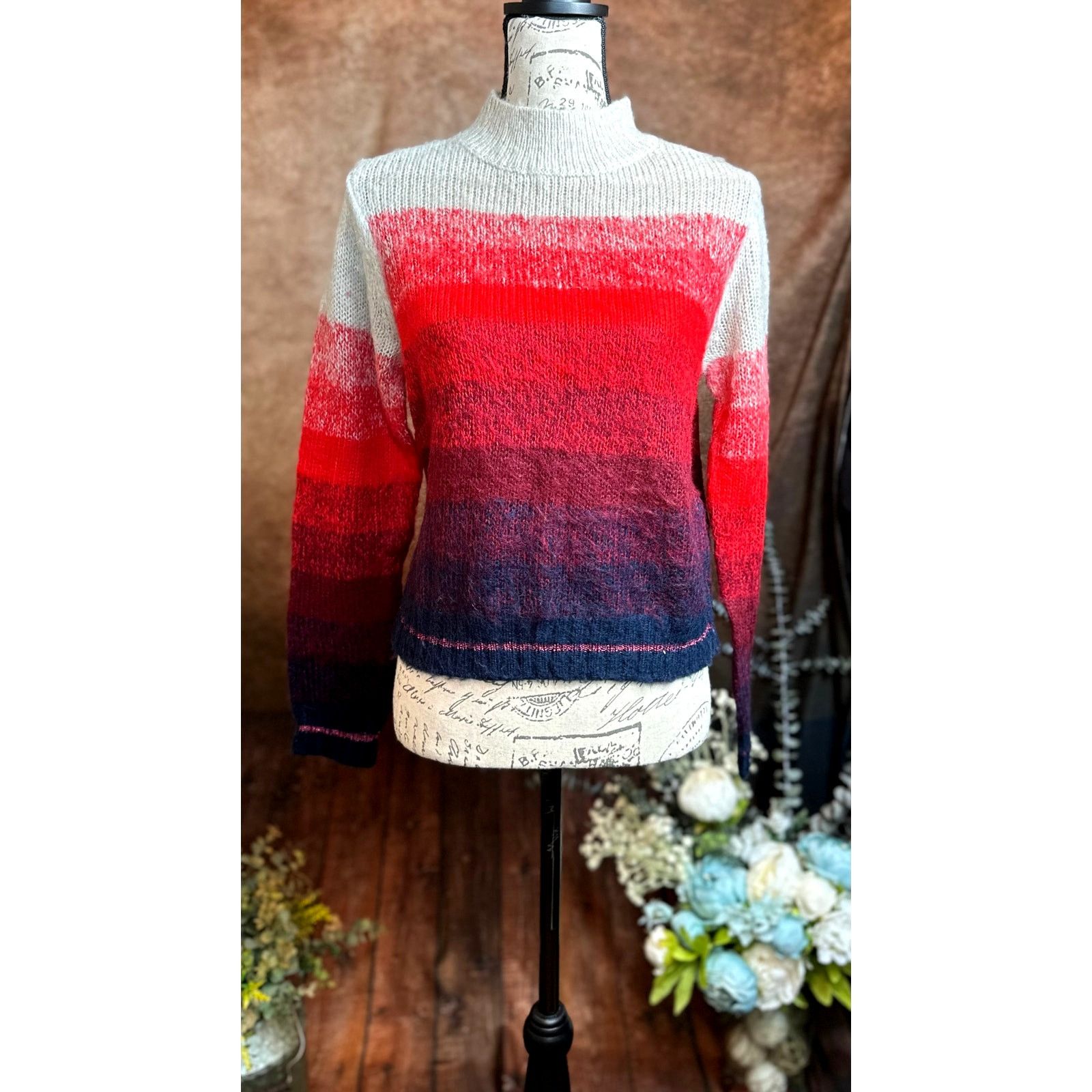 American Eagle Outfitters Red Ombre Mock Neck Soft American Eagle Outfitters Sweater M Size M / US 6-8 / IT 42-44 - 6 Thumbnail