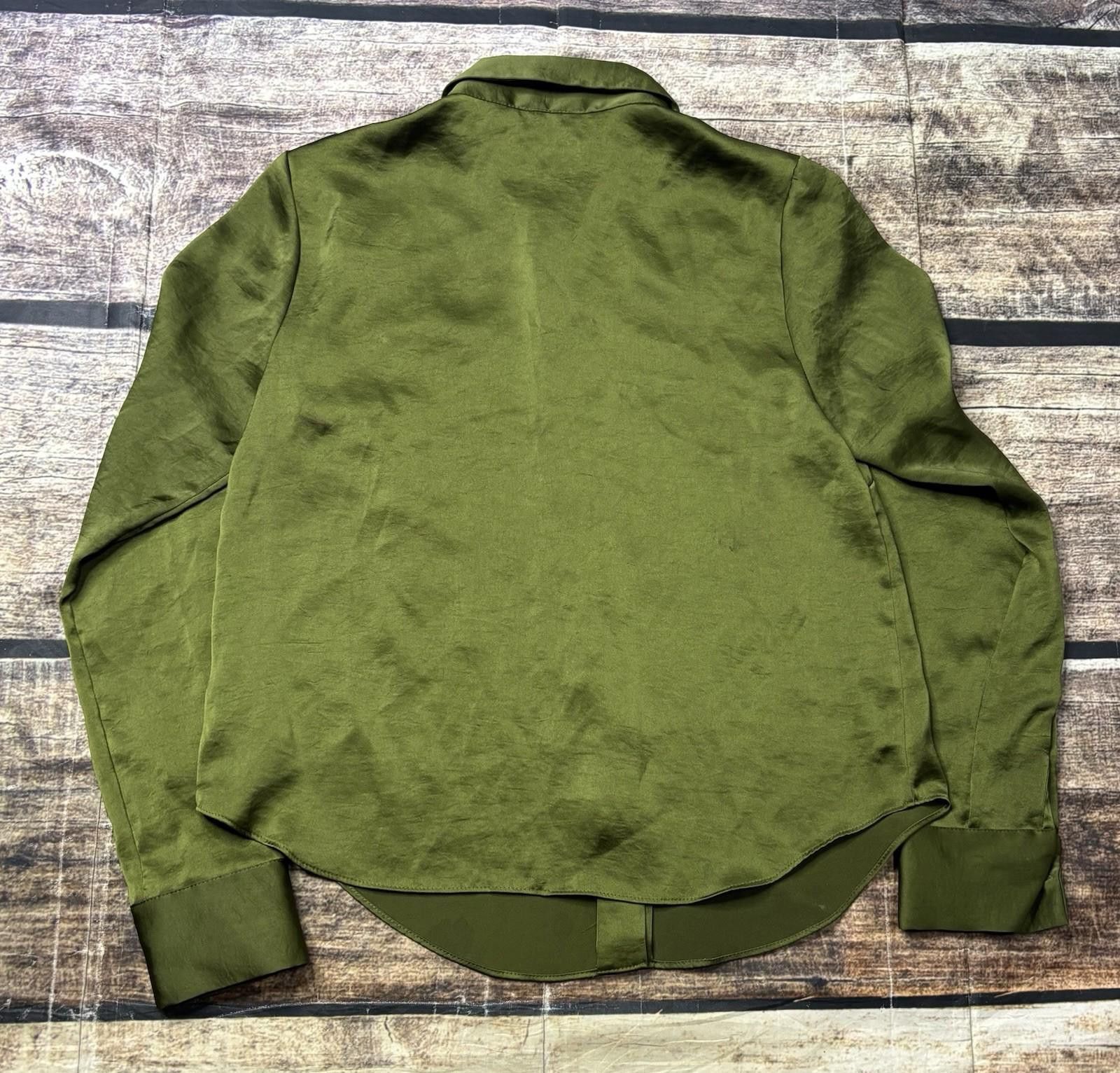 Aritzia Aritzia Wilfred Top Women XS Satin Green Shirt Career Collar Size XS / US 0-2 / IT 36-38 - 3 Thumbnail