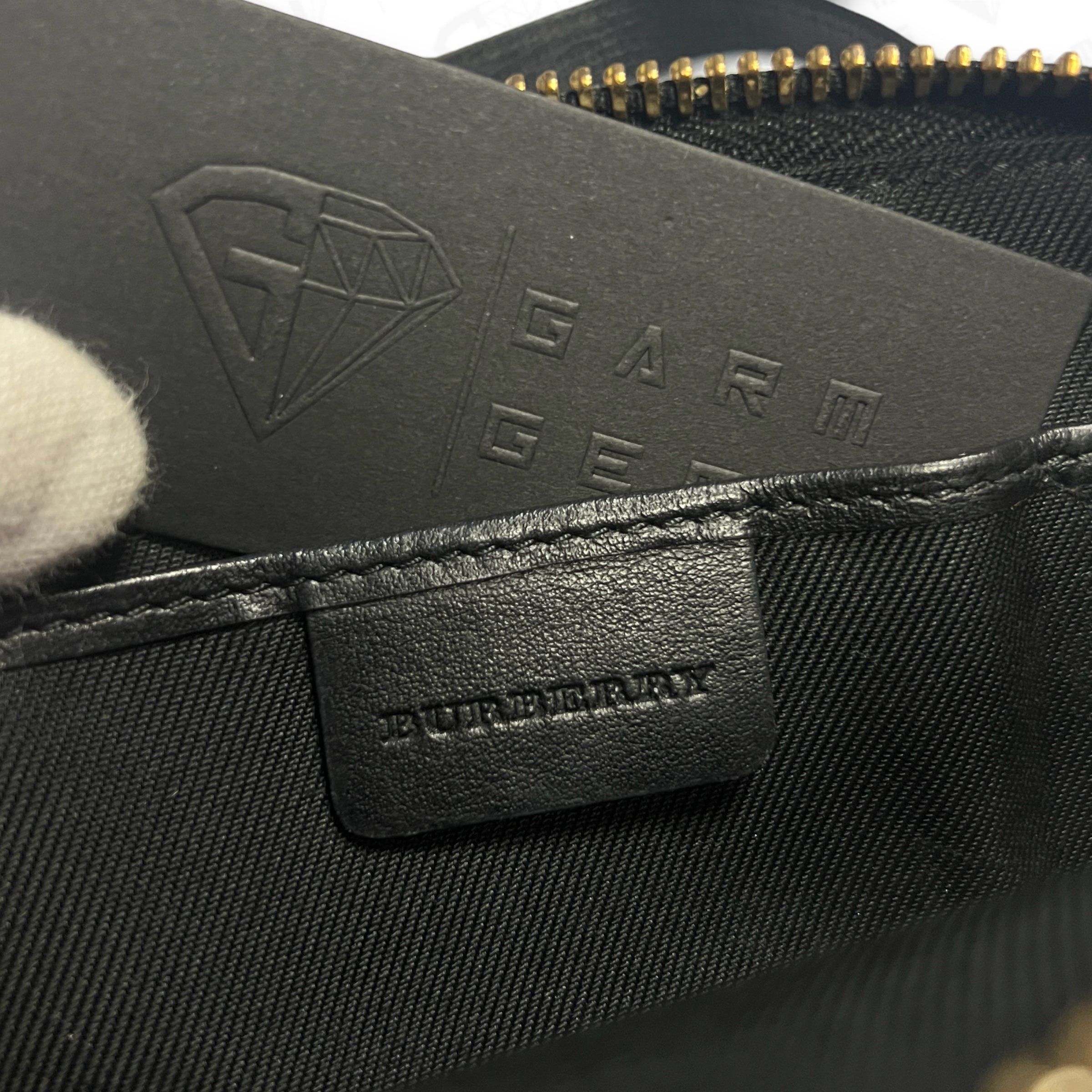 Burberry Burberry Grain Calfskin Small Crossbody Bag Size ONE SIZE - 9 Thumbnail