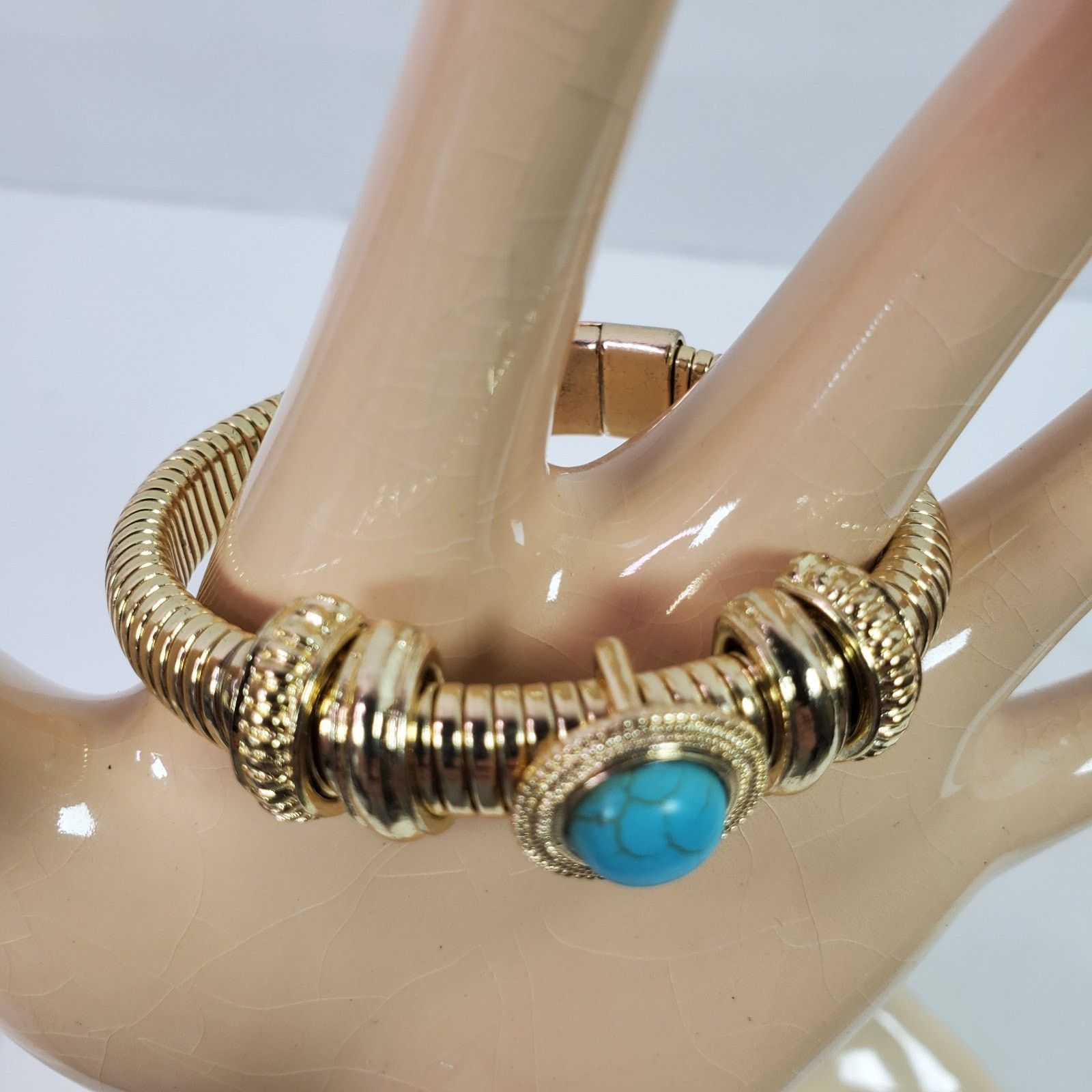 The Unbranded Brand Casual Career Wrap Bracelet Gold Tone NOS Mag Clasp Size ONE SIZE - 2 Thumbnail