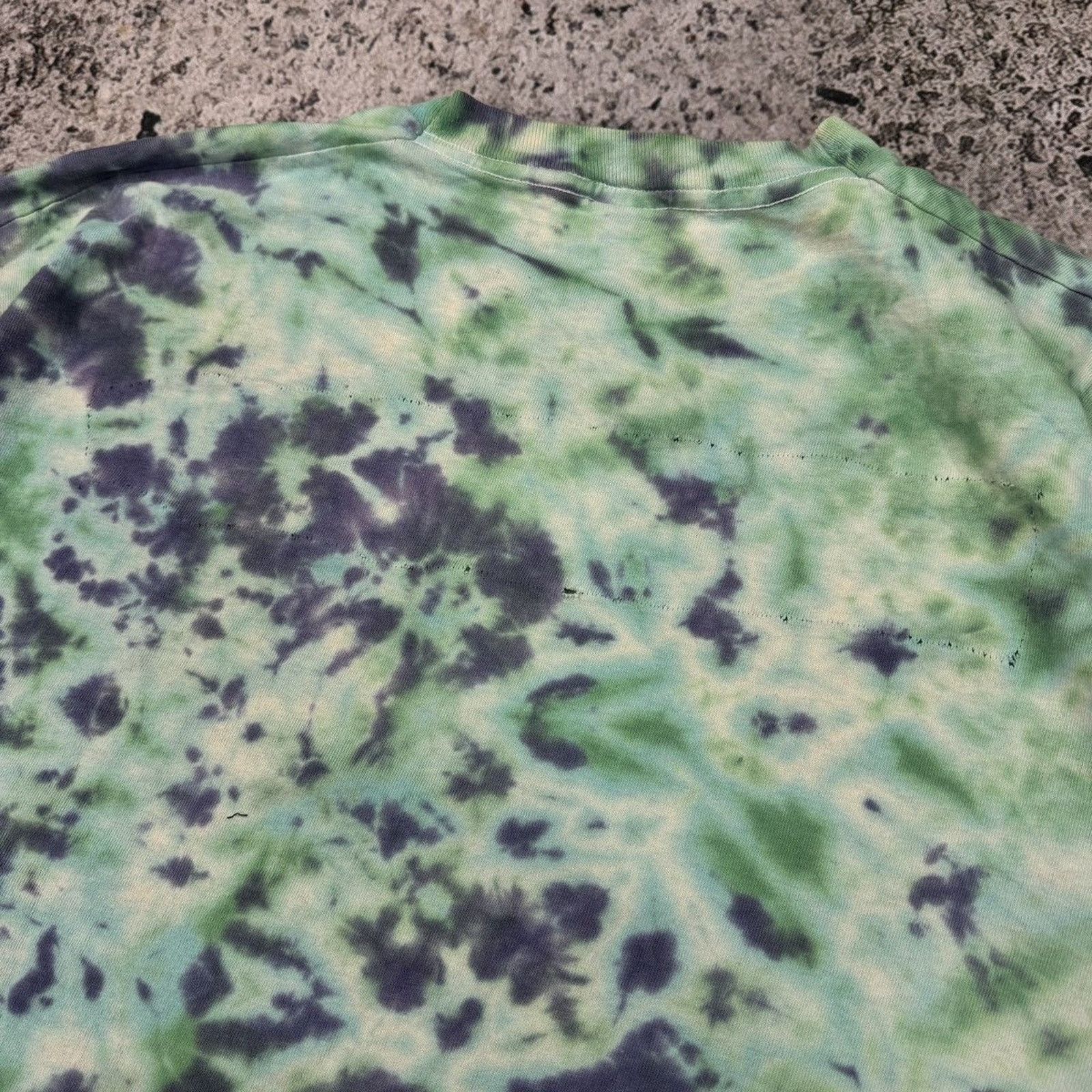 Vintage Marijuana Leaf Thrashed Faded Distressed Shirt ERD Grunge Size US XL / EU 56 / 4 - 17 Thumbnail
