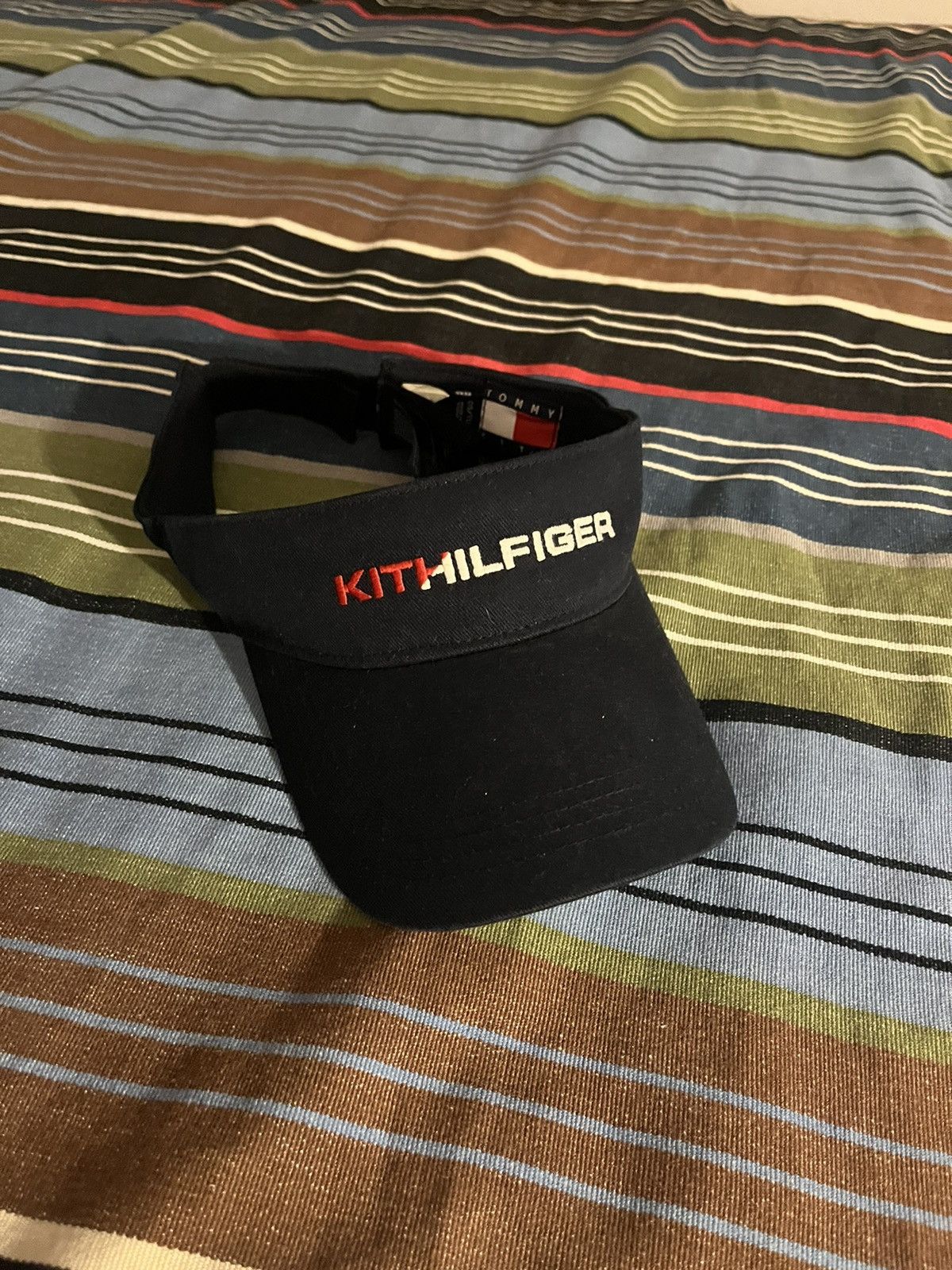 Kith × Tommy Hilfiger SS19 Kith x Tommy Hilfiger (Kithilfiger) Visor Size ONE SIZE - 1 Thumbnail