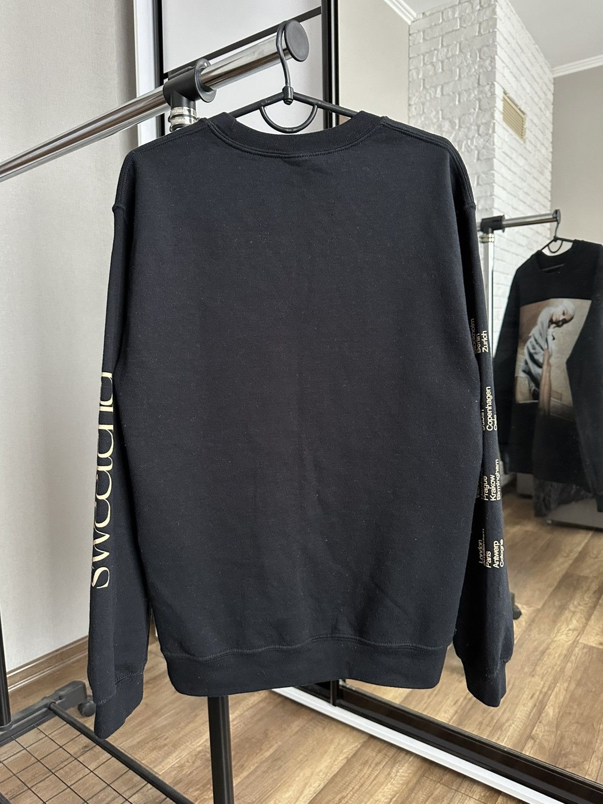 Other 2019 Ariana Grande Sweetener Sweatshirt Crewneck Band Tour Size US S / EU 44-46 / 1 - 4 Thumbnail