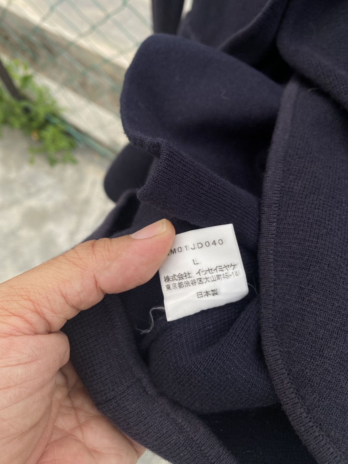 Issey Miyake Issey Miyake sun faded blue cardigan Size L / US 10 / IT 46 - 6 Thumbnail