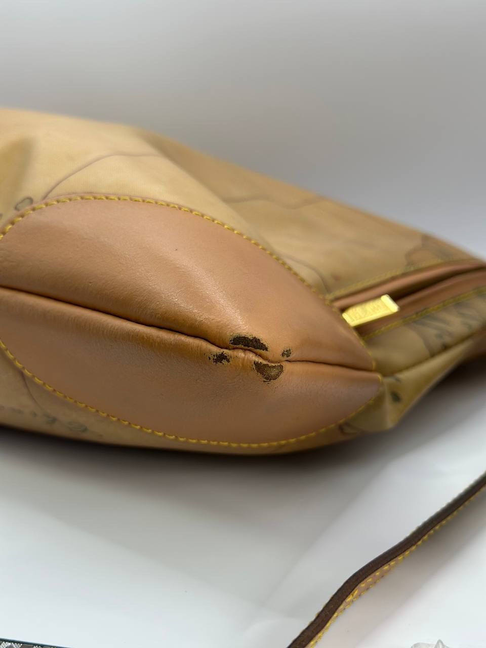 Alviero Martini Alviero Martini Classe Geo Map Shoulder Bag Vintage Leather Size ONE SIZE - 15 Thumbnail