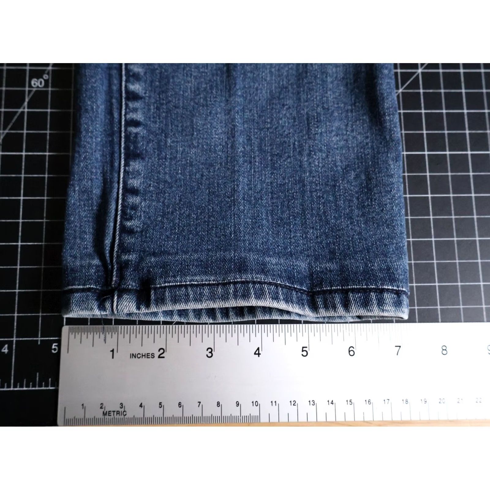 Vintage AG Adriano Goldschmied Everett Jeans Men's 30 Slim Straight Blue (31R Tag) Size US 30 / EU 46 - 7 Thumbnail