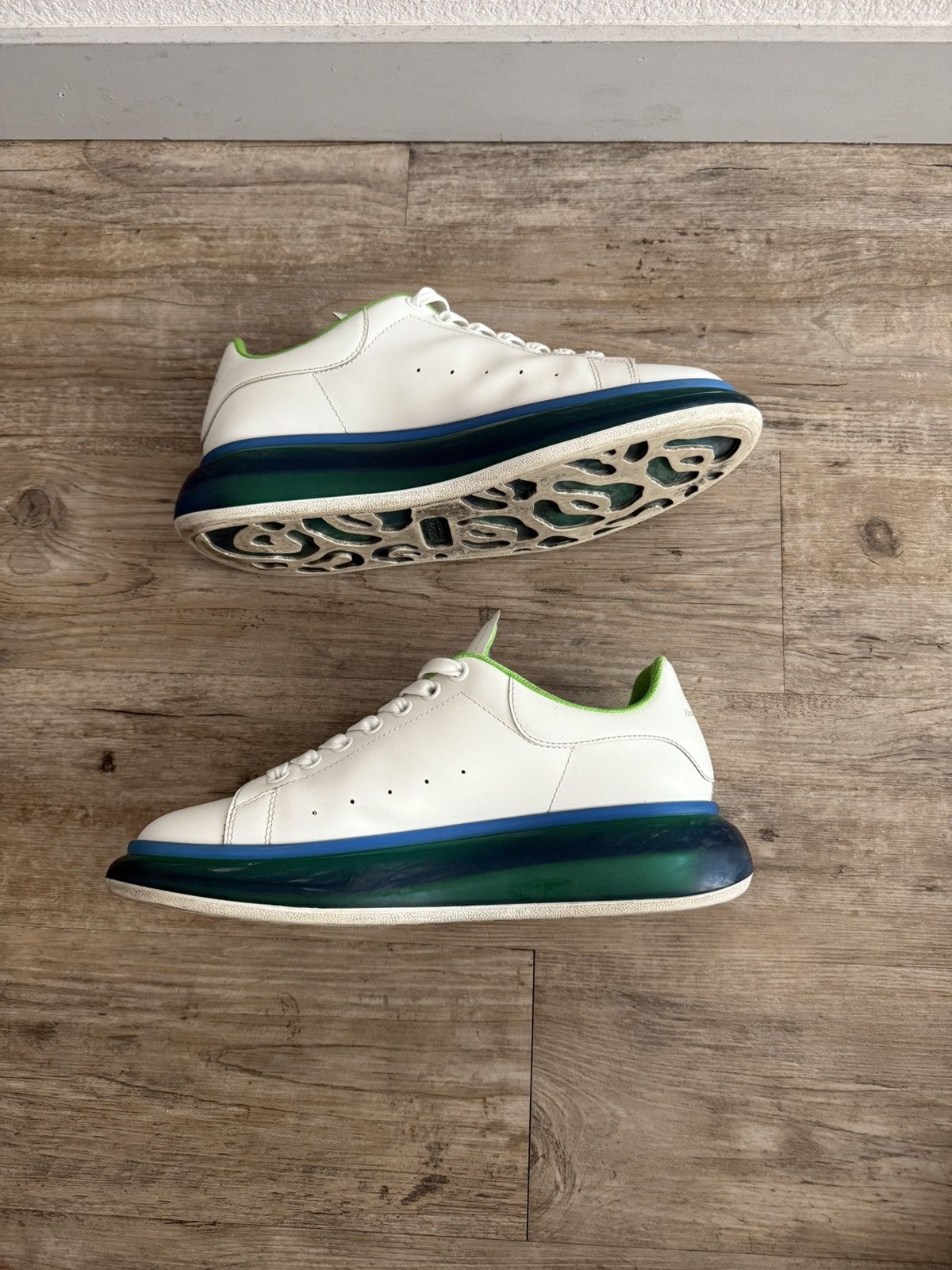 Alexander McQueen Men’s Oversized Sneaker ‘White-Blue-Green’ Size US 11 / EU 44 - 3 Thumbnail