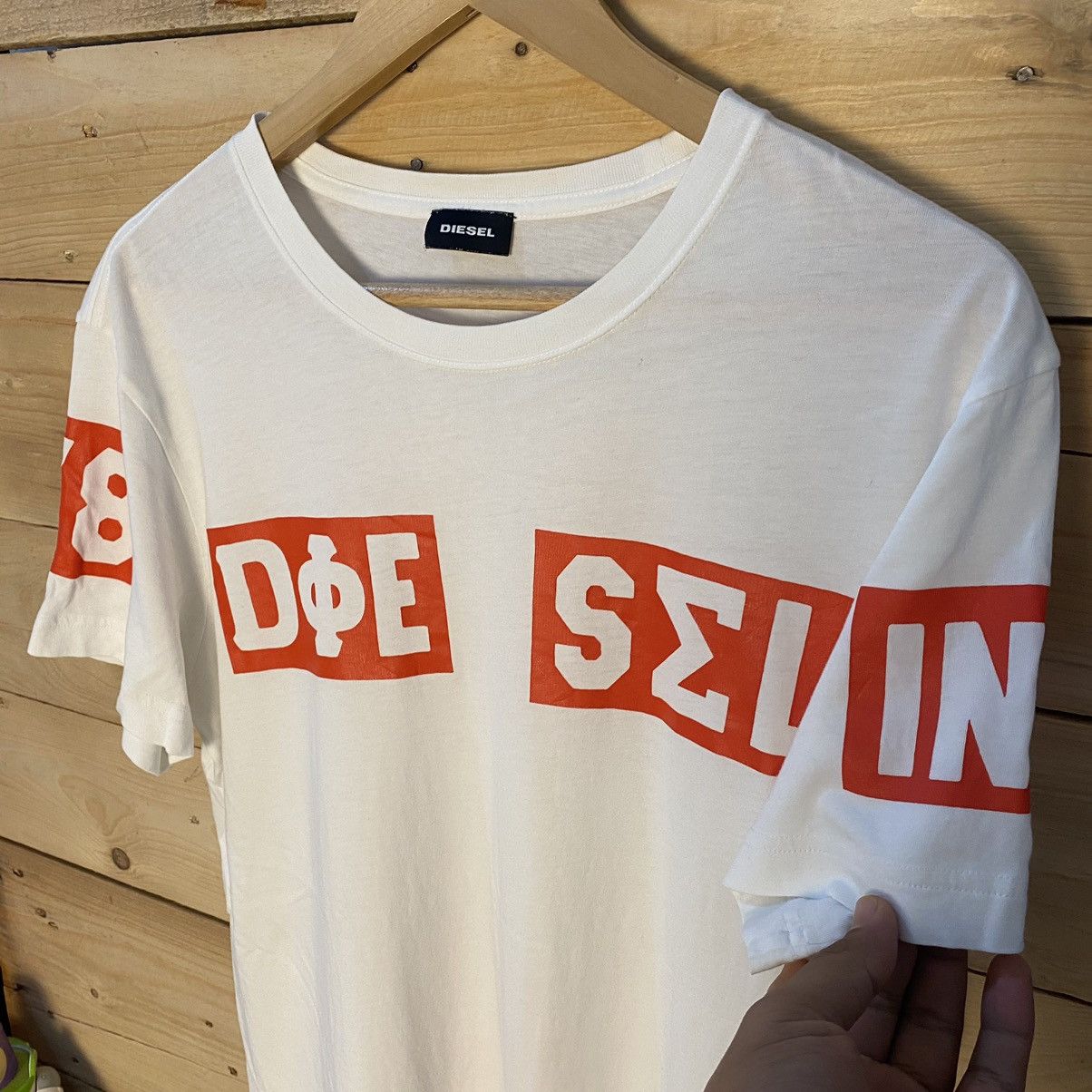 Diesel × Japanese Brand 💥Diesel Graphic Tshirt with Great Condition💥 Size US L / EU 52-54 / 3 - 4 Thumbnail