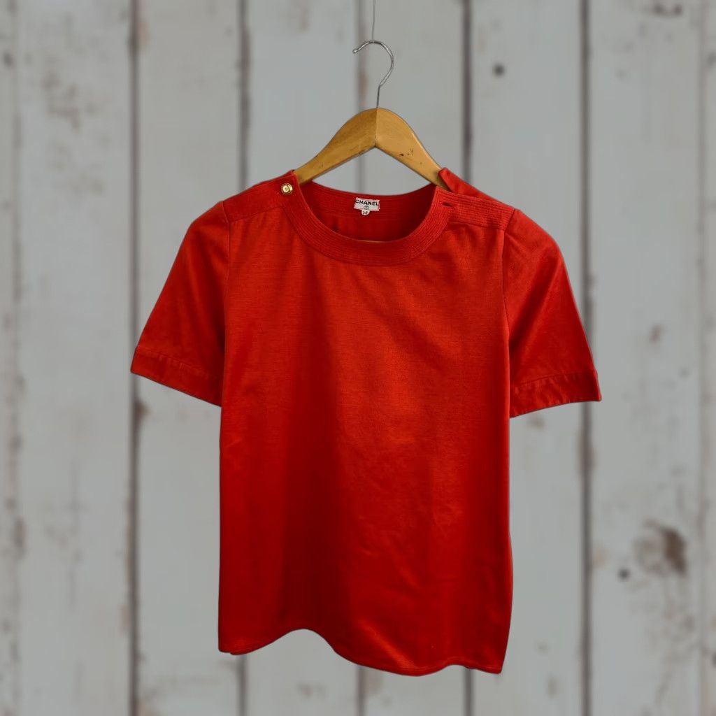 Chanel VINTAGE Chanel T-Shirt Womens 38 Red 80s Made in France Size XS / US 0-2 / IT 36-38 - 1 Thumbnail